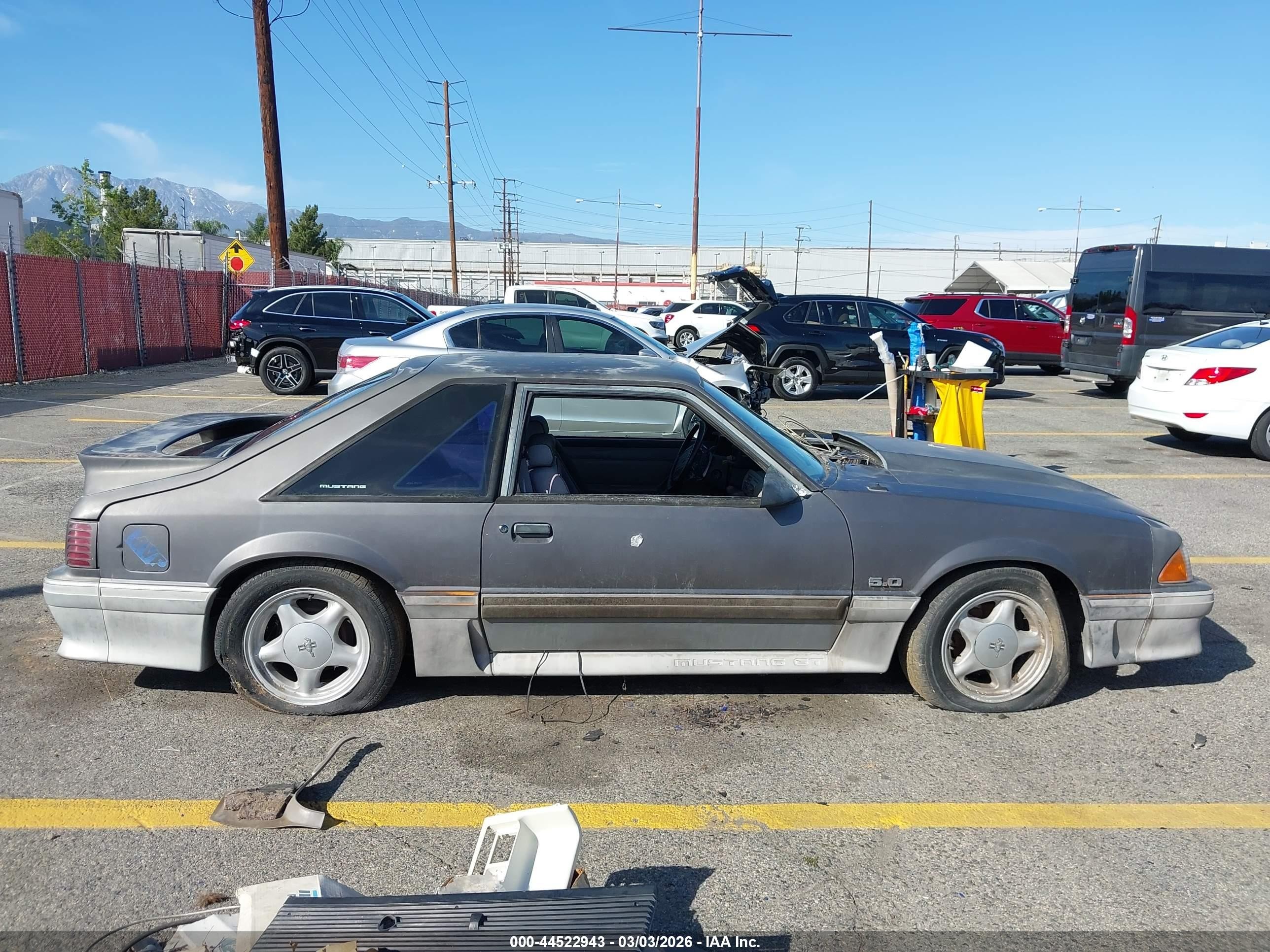 1991 Ford Mustang Gt/cobra Gt Gray vin: 1FACP42E0MF162731