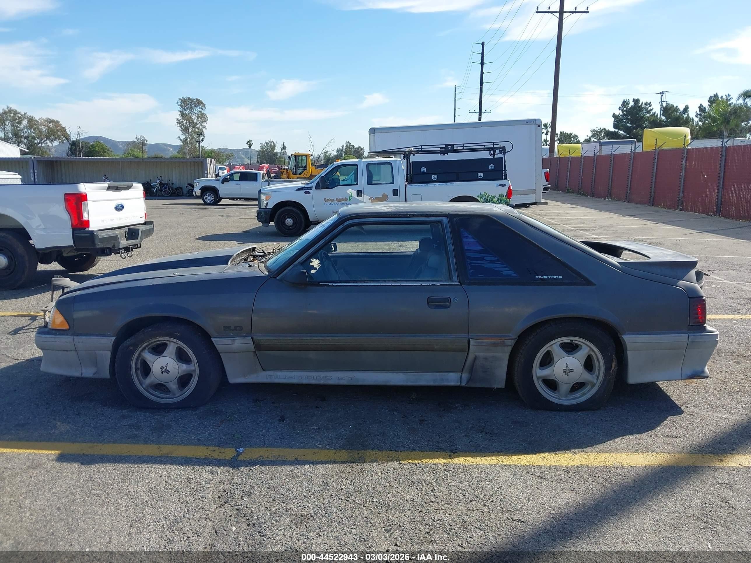 1991 Ford Mustang Gt/cobra Gt Gray vin: 1FACP42E0MF162731
