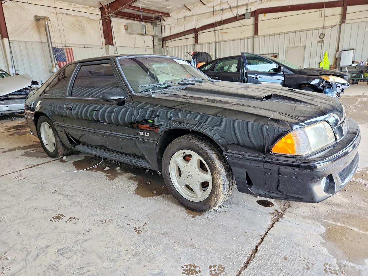 1992 Ford Mustang Gt Black vin: 1FACP42E9NF142382