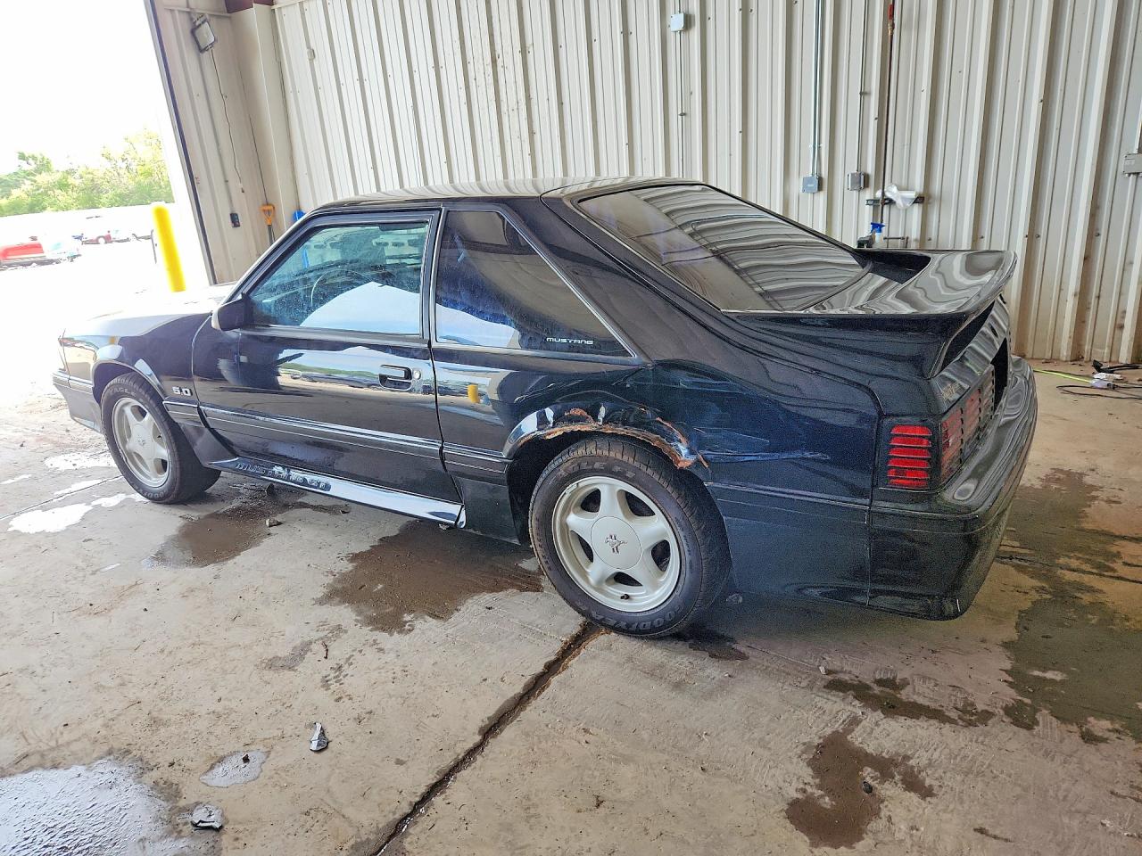 1992 Ford Mustang Gt Black vin: 1FACP42E9NF142382