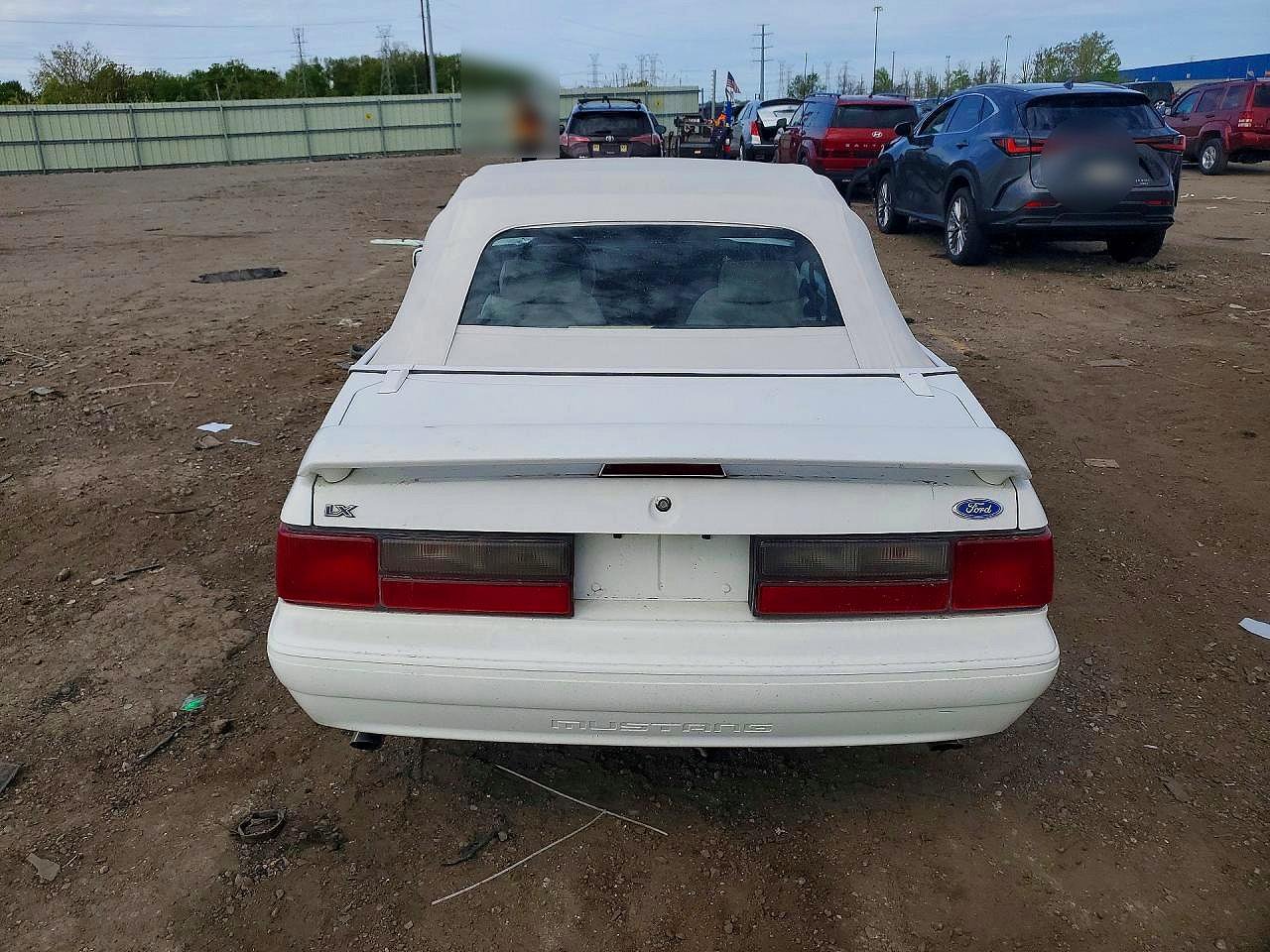 1993 Ford Mustang Lx White vin: 1FACP44E6PF156997