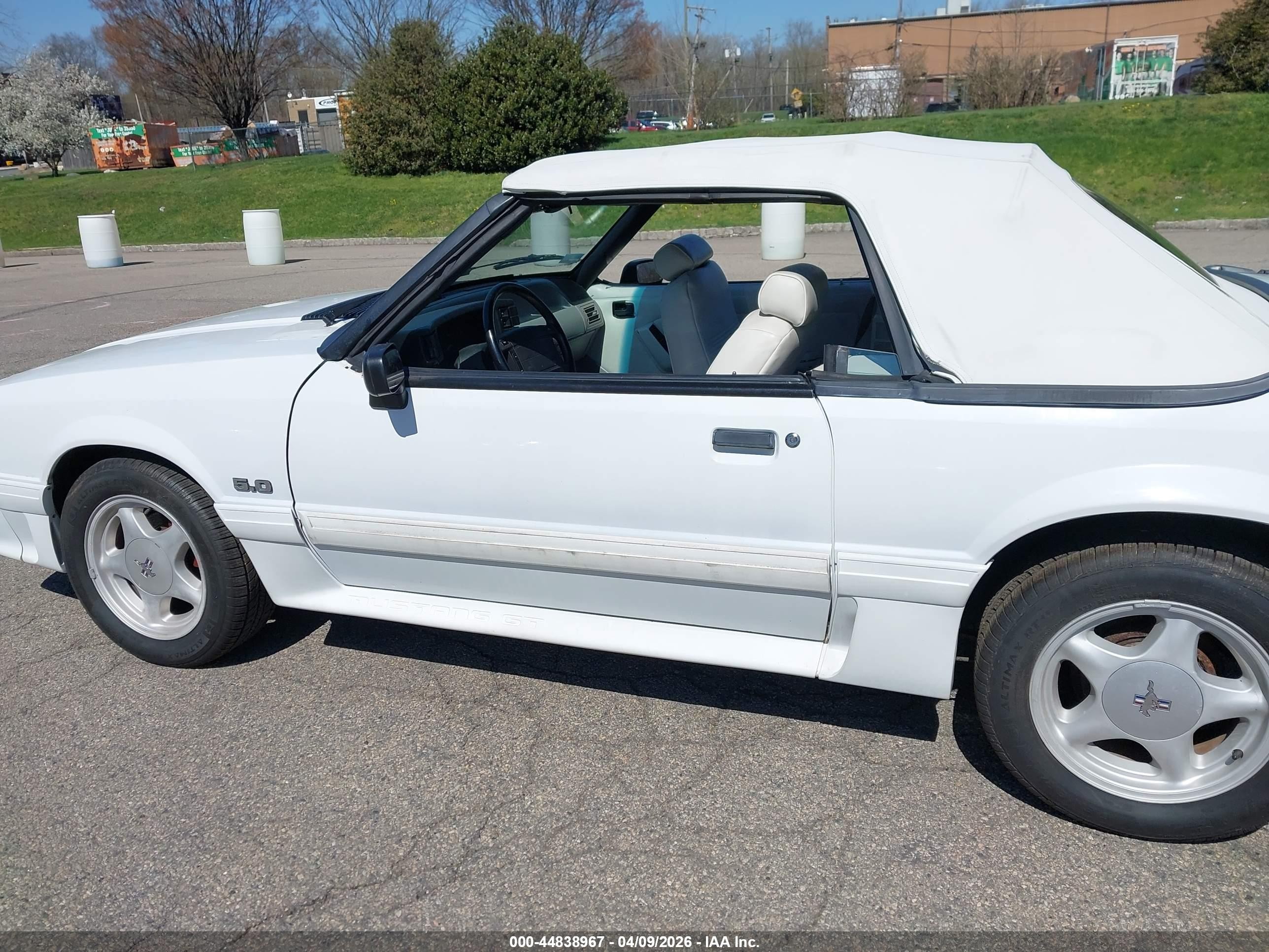 1991 Ford Mustang Gt/cobra Gt White vin: 1FACP45E1MF100105