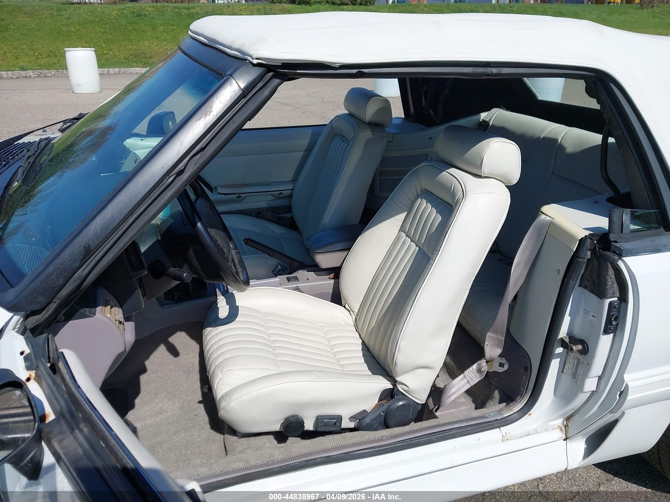 1991 Ford Mustang Gt/cobra Gt White vin: 1FACP45E1MF100105