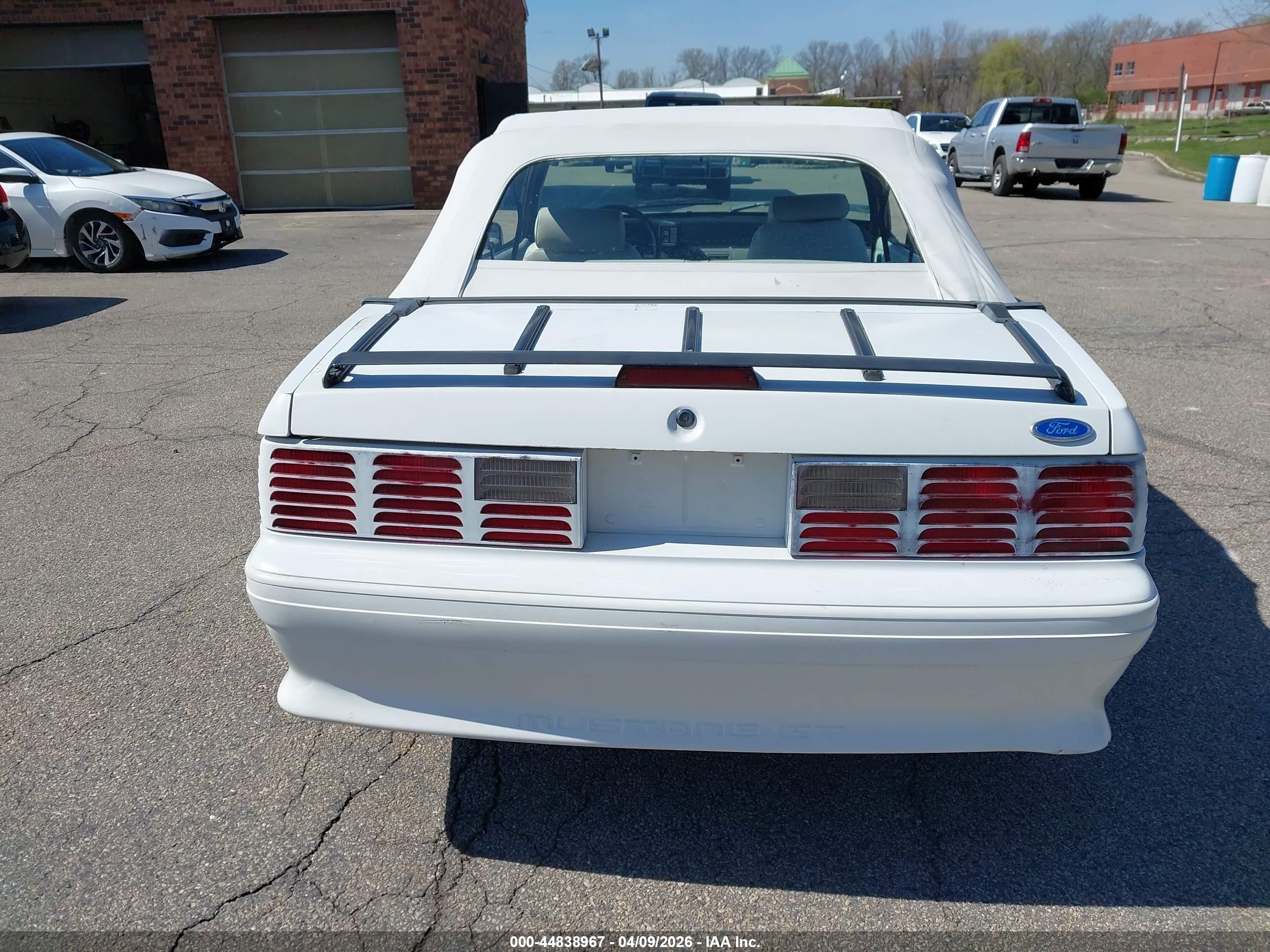 1991 Ford Mustang Gt/cobra Gt White vin: 1FACP45E1MF100105