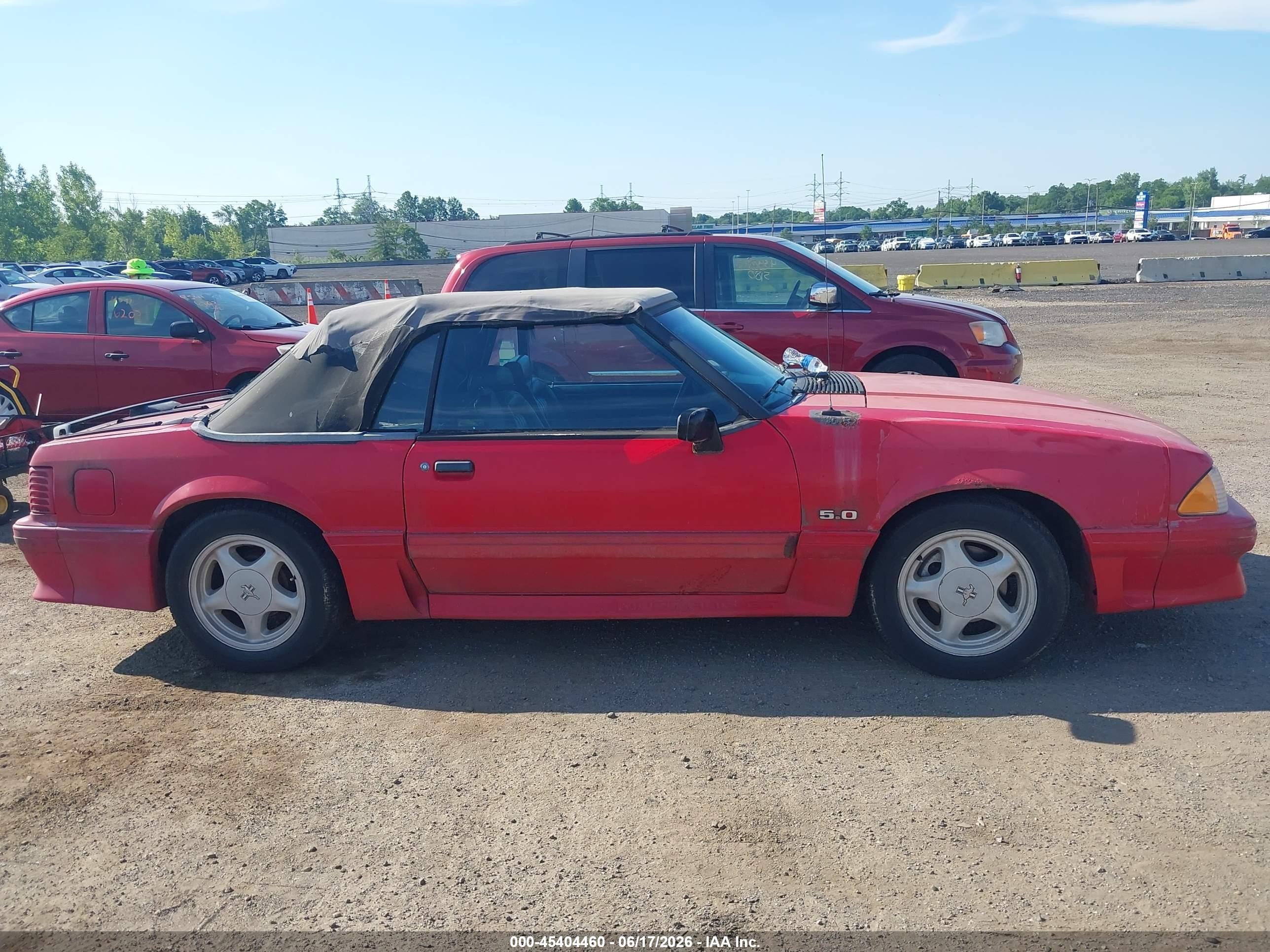 1992 Ford Mustang Gt/cobra Gt Red vin: 1FACP45E4NF152135