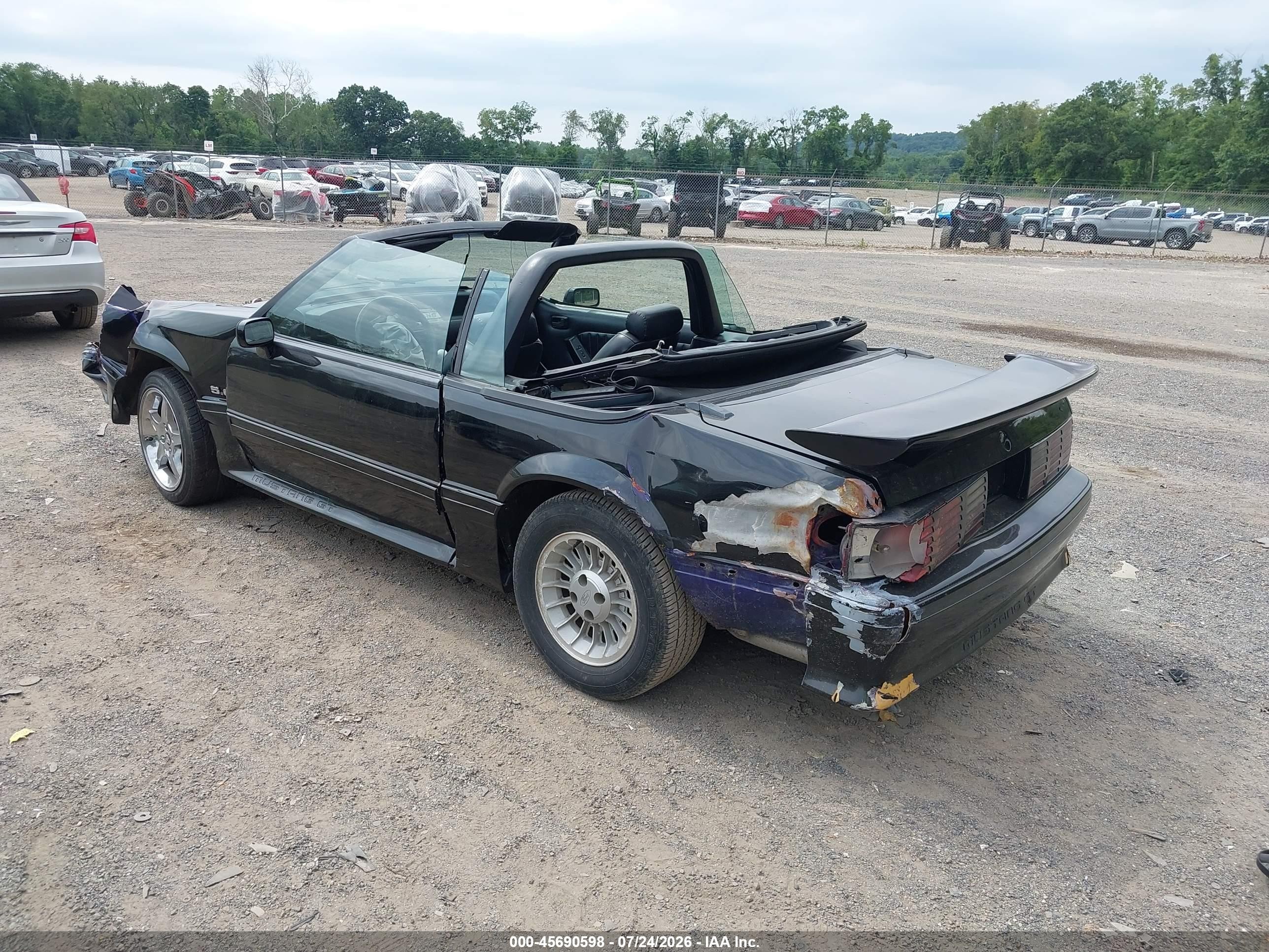 1990 Ford Mustang Gt/cobra Gt Black vin: 1FACP45E6LF173548