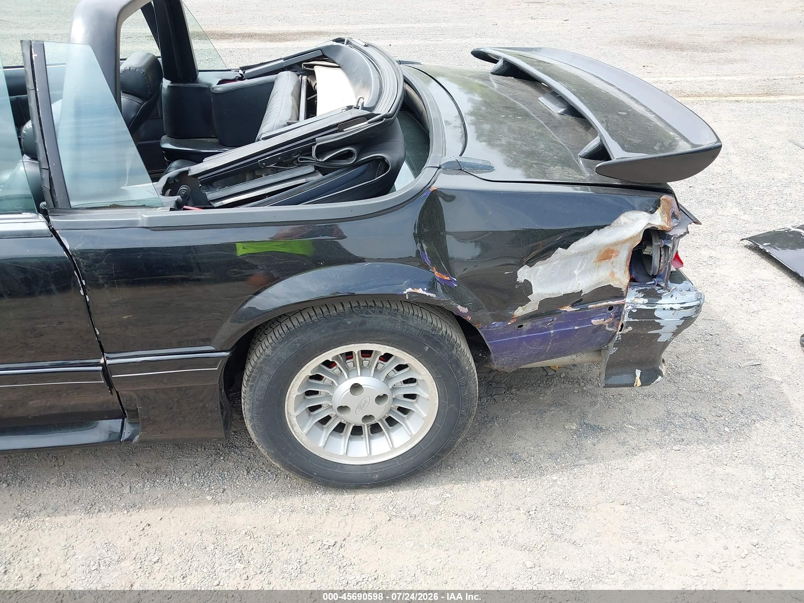 1990 Ford Mustang Gt/cobra Gt Black vin: 1FACP45E6LF173548