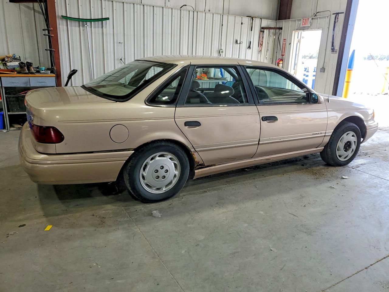 1993 Ford Taurus Gl Beige vin: 1FACP5248PG268114