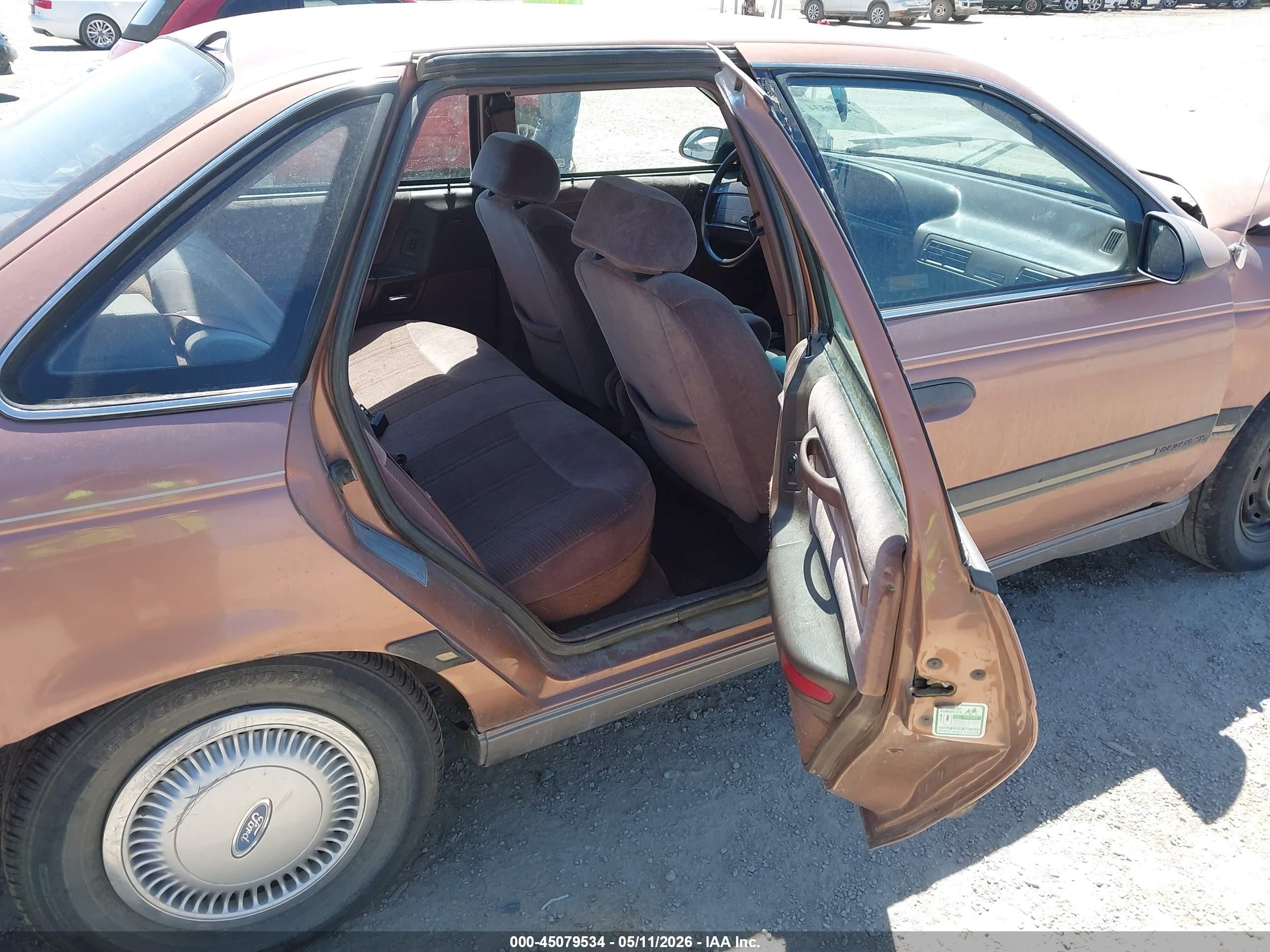 1990 Ford Taurus Gl Brown vin: 1FACP52U2LG112323