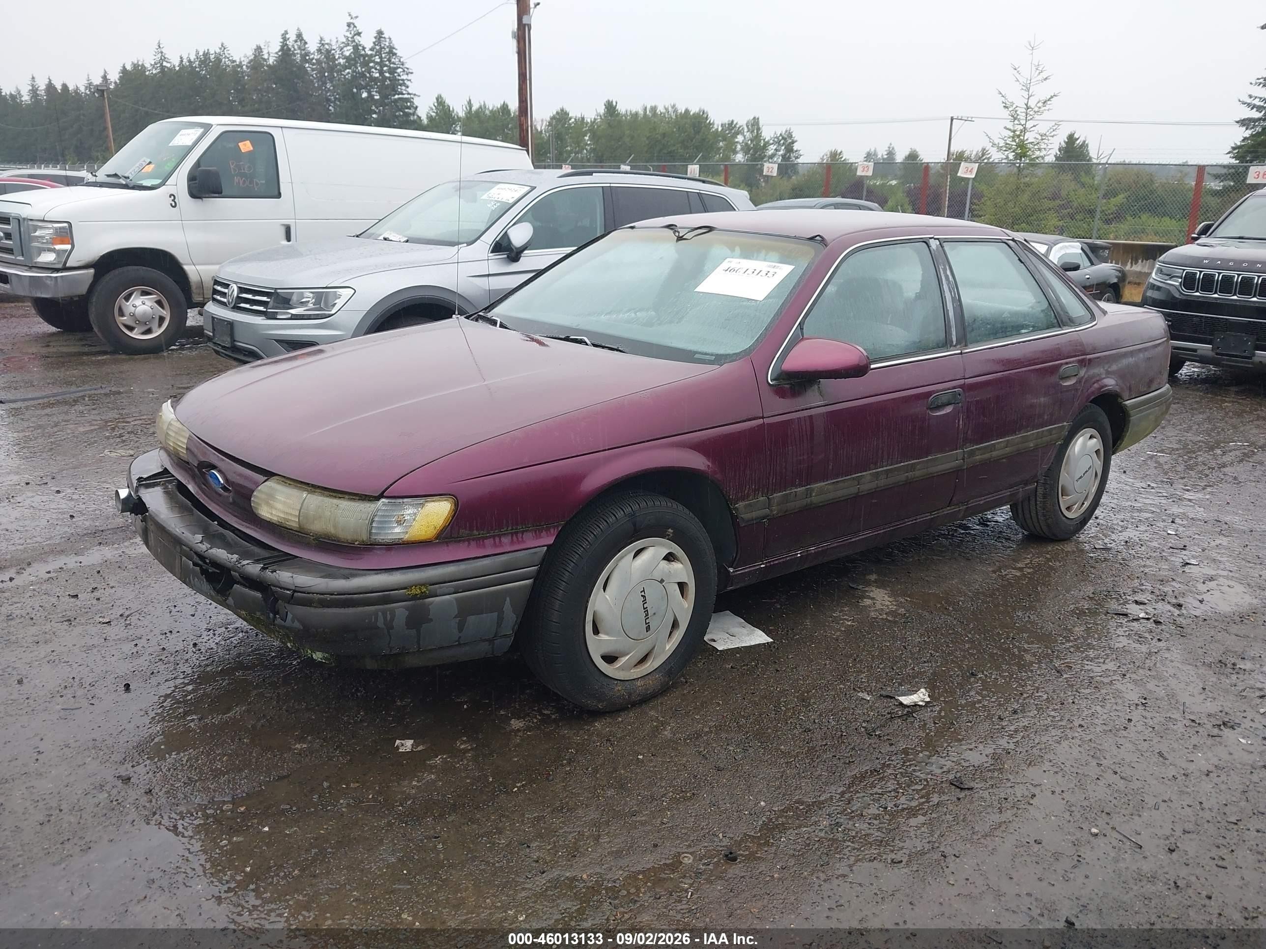 1992 Ford Taurus Gl Фиолетовый vin: 1FACP52U7NA198136