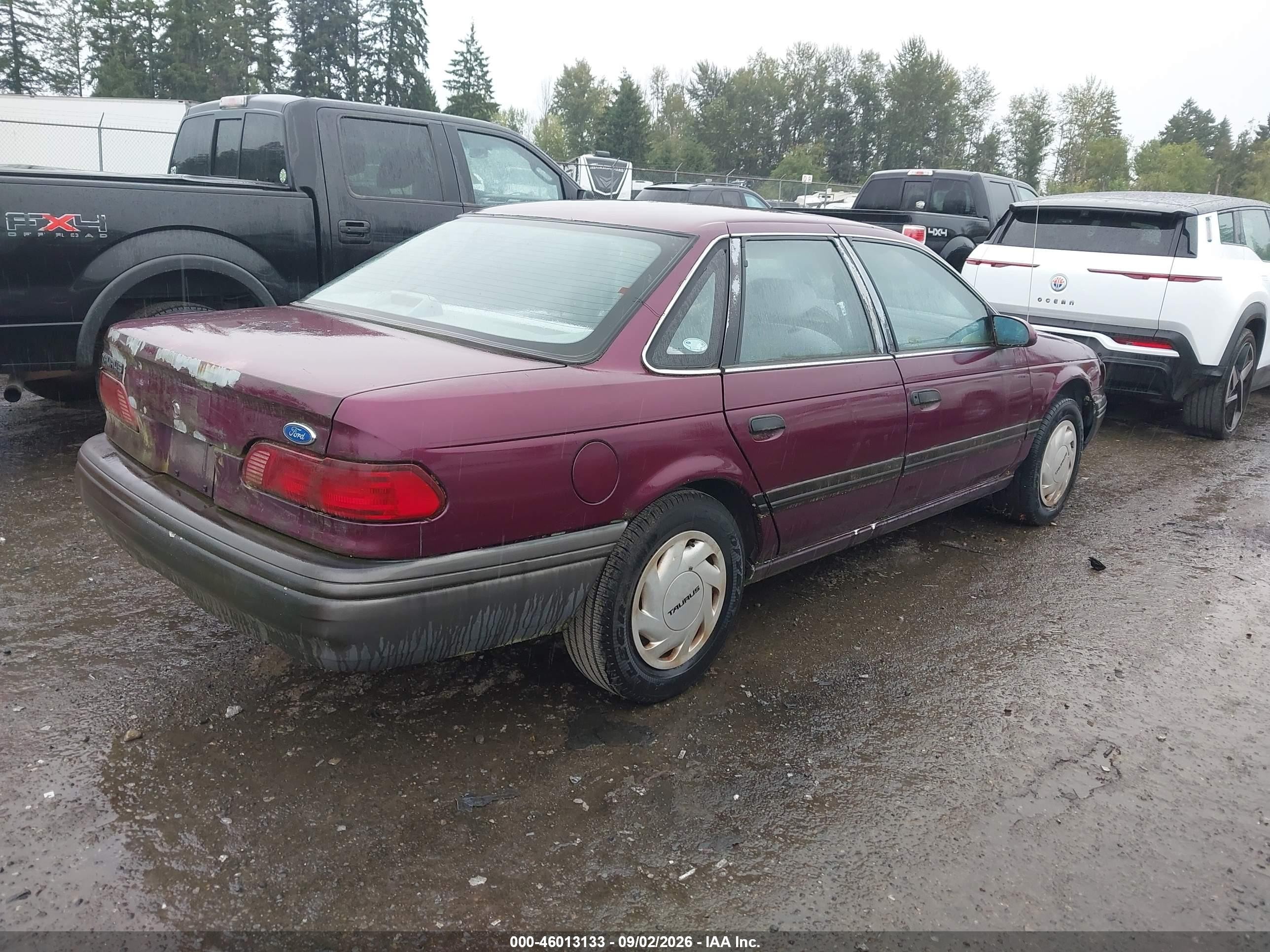 1992 Ford Taurus Gl Фиолетовый vin: 1FACP52U7NA198136