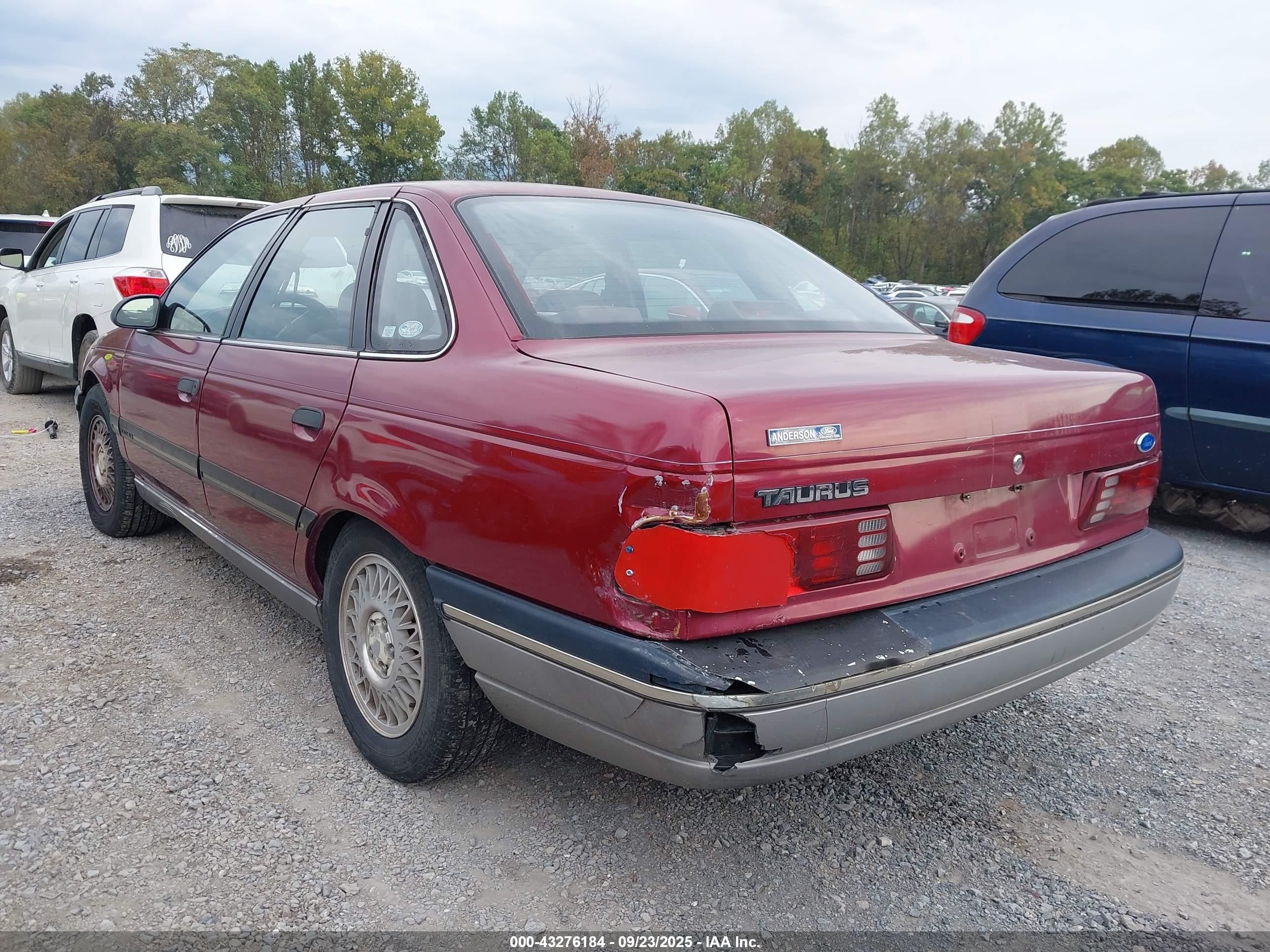 1990 Ford Taurus Gl Red vin: 1FACP52U8LA234767