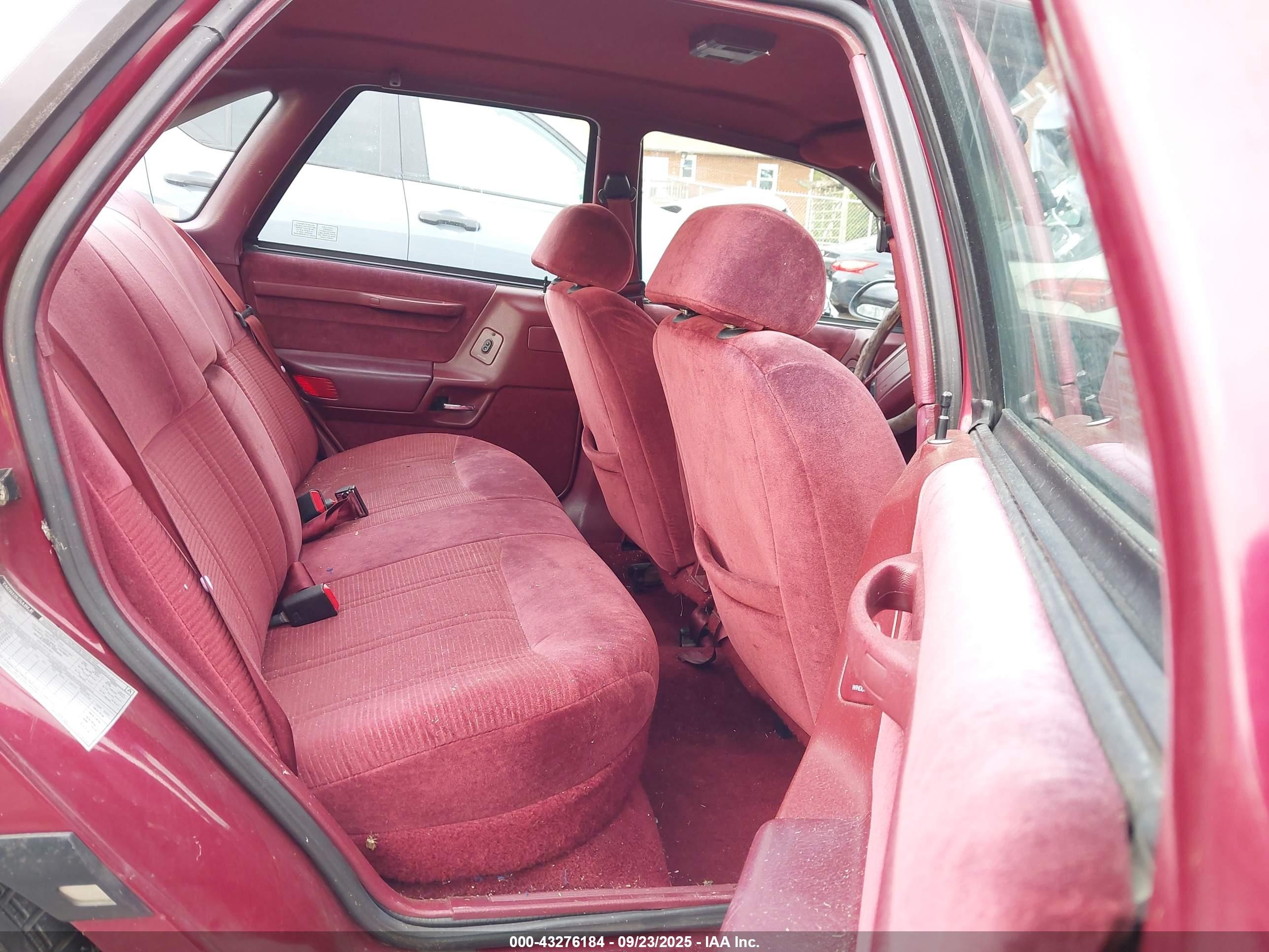 1990 Ford Taurus Gl Red vin: 1FACP52U8LA234767