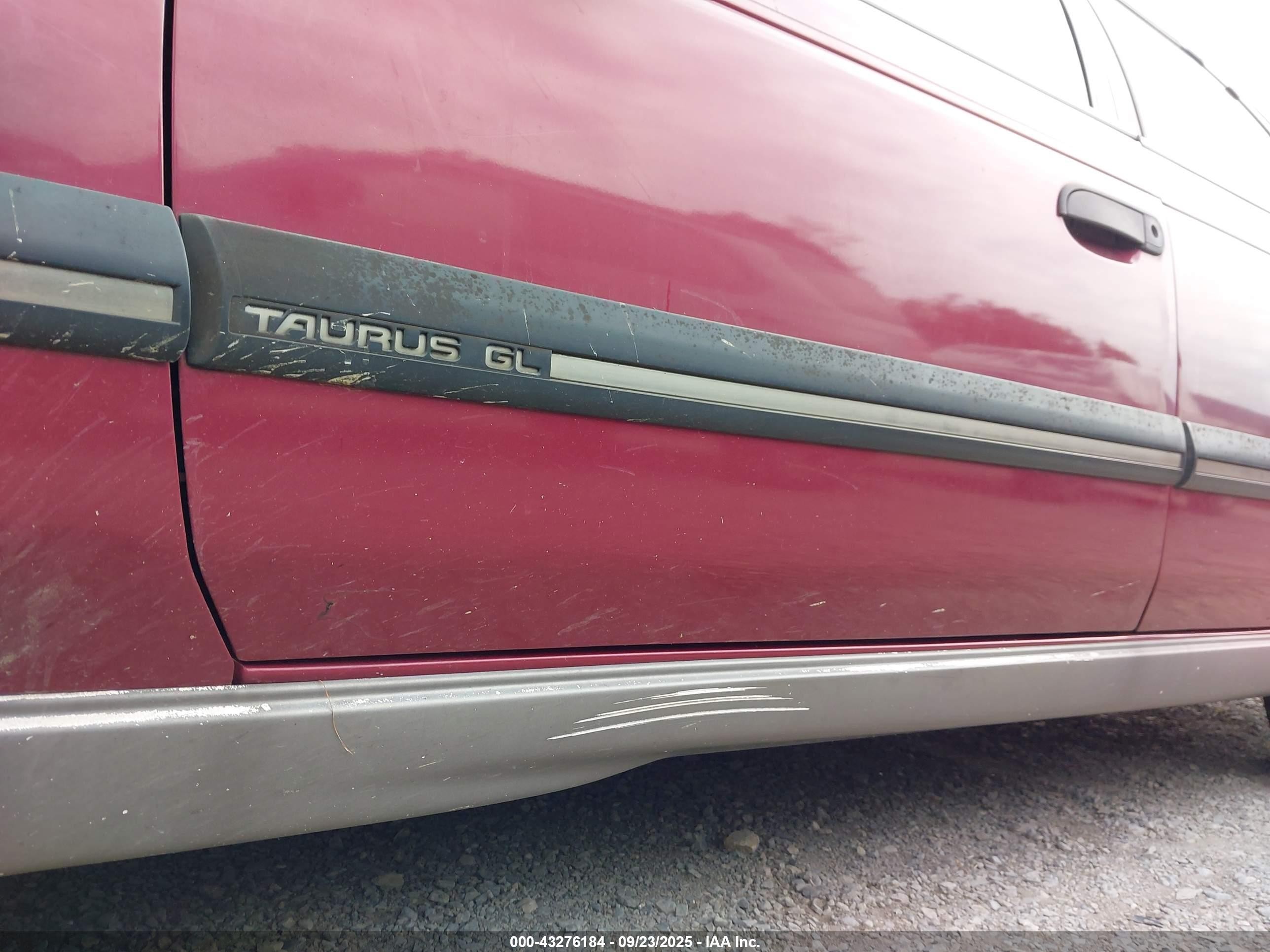 1990 Ford Taurus Gl Red vin: 1FACP52U8LA234767