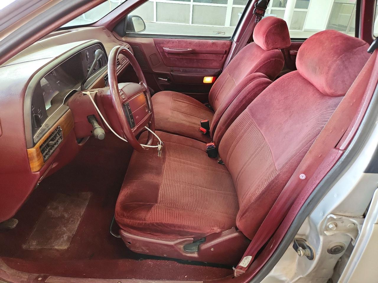 1990 Ford Taurus Gl Tan vin: 1FACP52U9LG262199