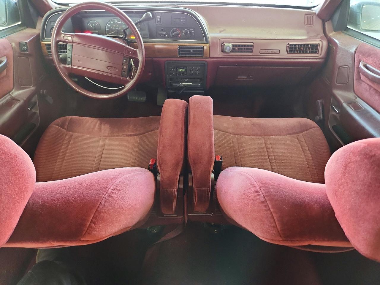 1990 Ford Taurus Gl Tan vin: 1FACP52U9LG262199
