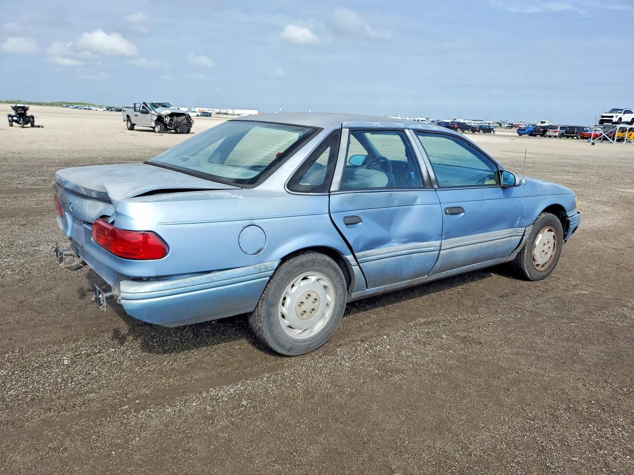 1992 Ford Taurus Lx Blue vin: 1FACP5347NG135212