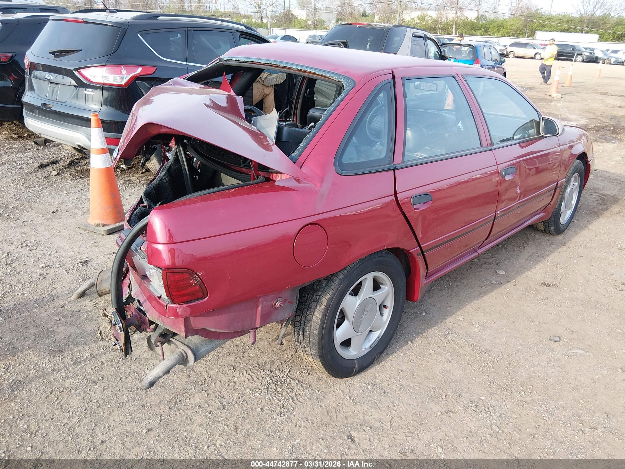 1990 Ford Taurus Sho Red vin: 1FACP54Y0LA234293