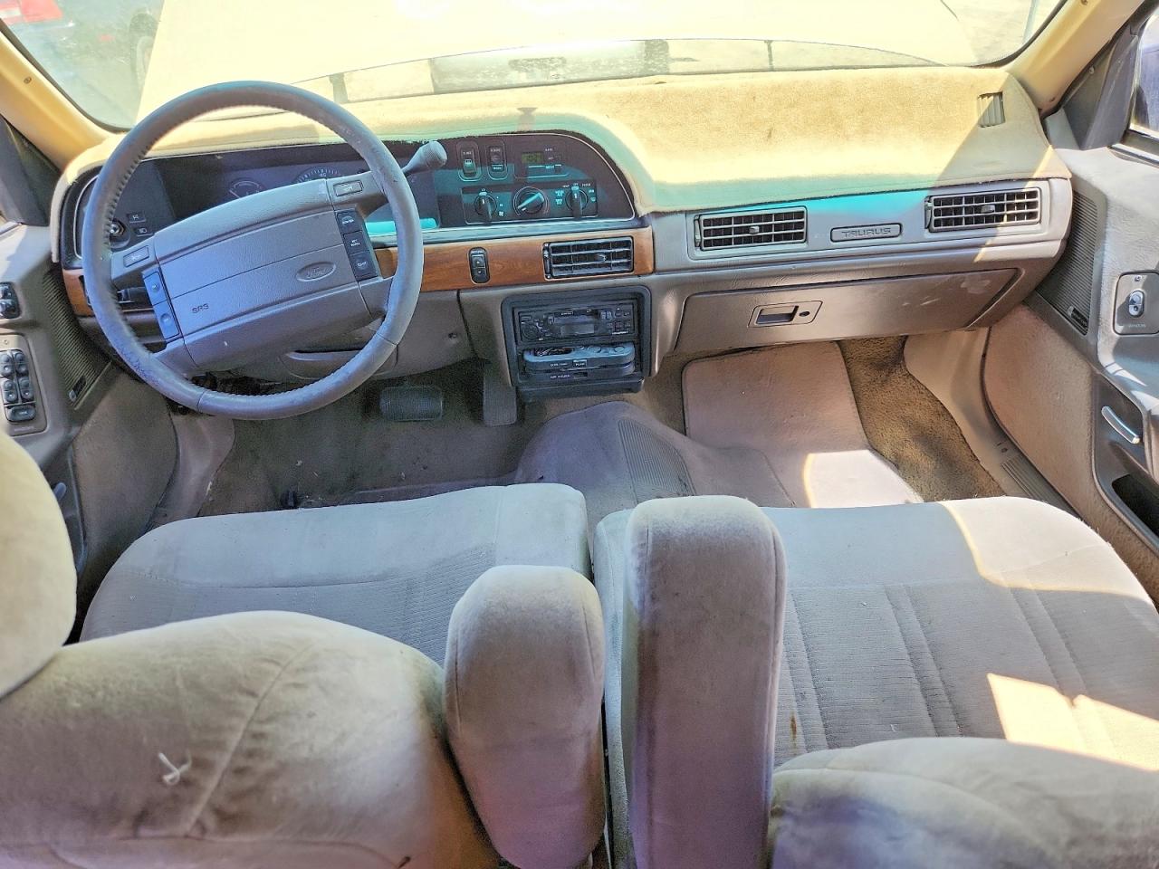 1990 Ford Taurus Gl Золотой vin: 1FACP5745LG254707