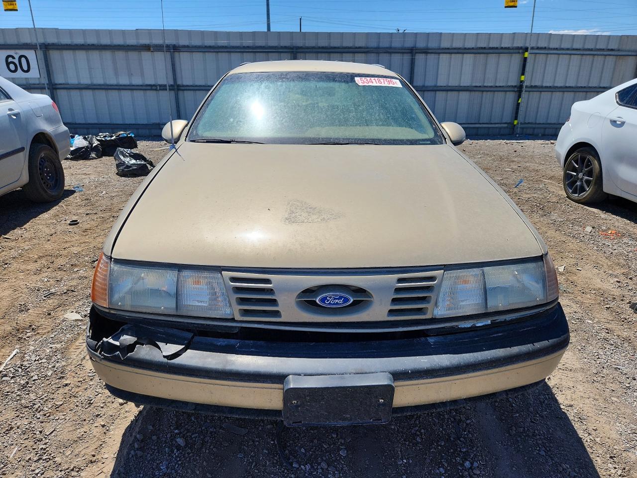 1990 Ford Taurus Gl Золотой vin: 1FACP5745LG254707