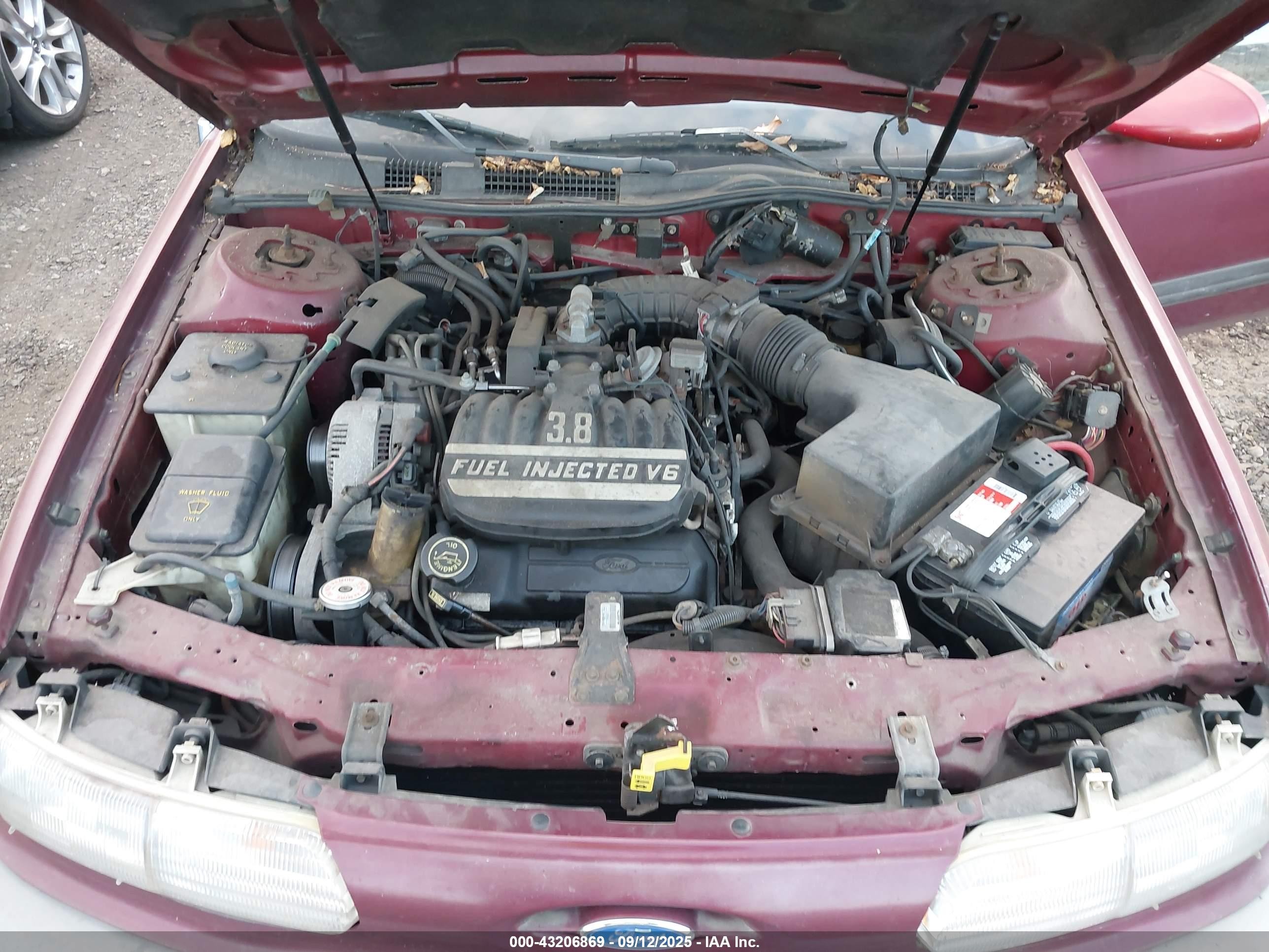 1992 Ford Taurus Gl Red vin: 1FACP5745NA246175