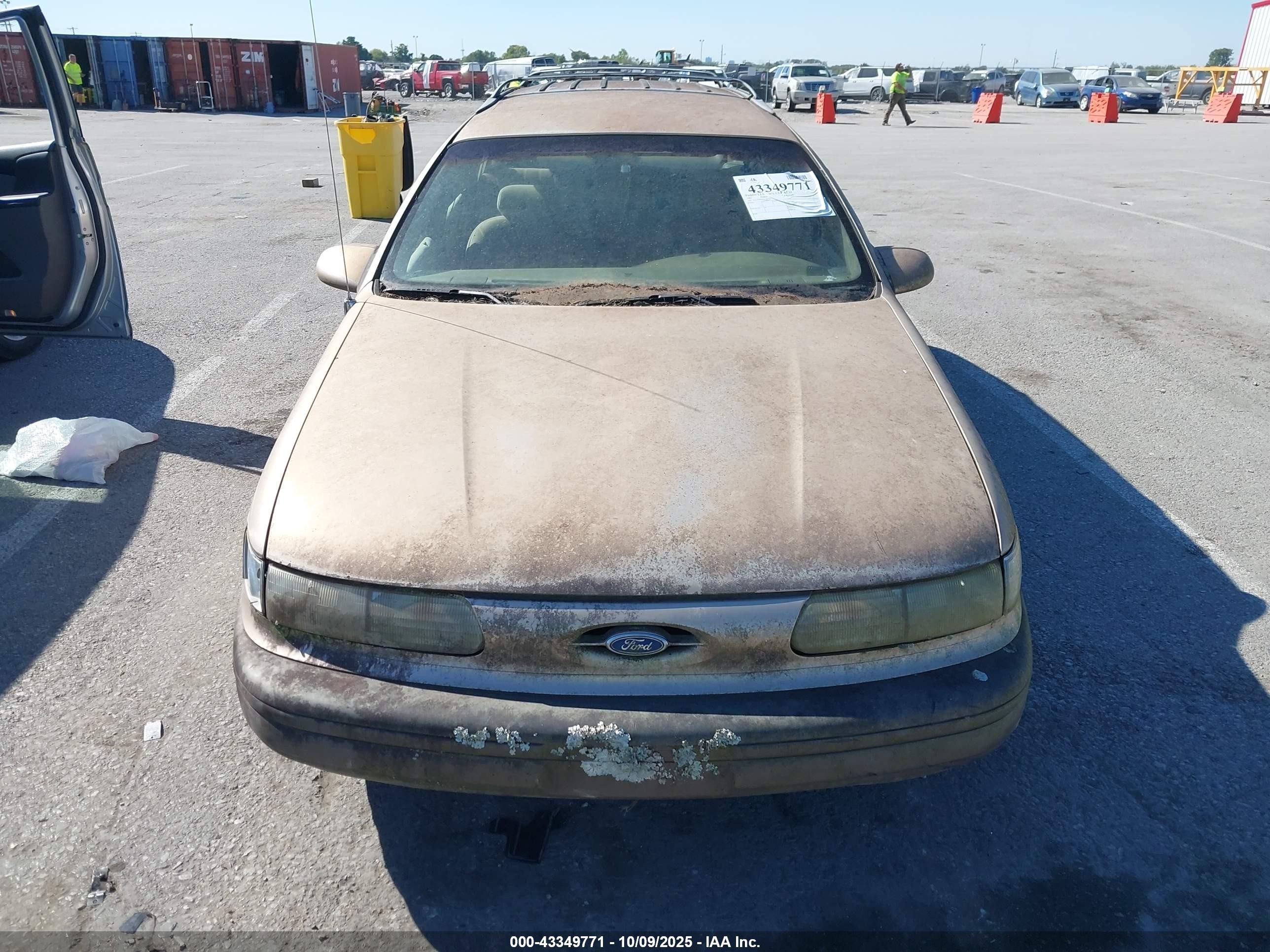 1992 Ford Taurus Gl Beige vin: 1FACP57U5NG180336