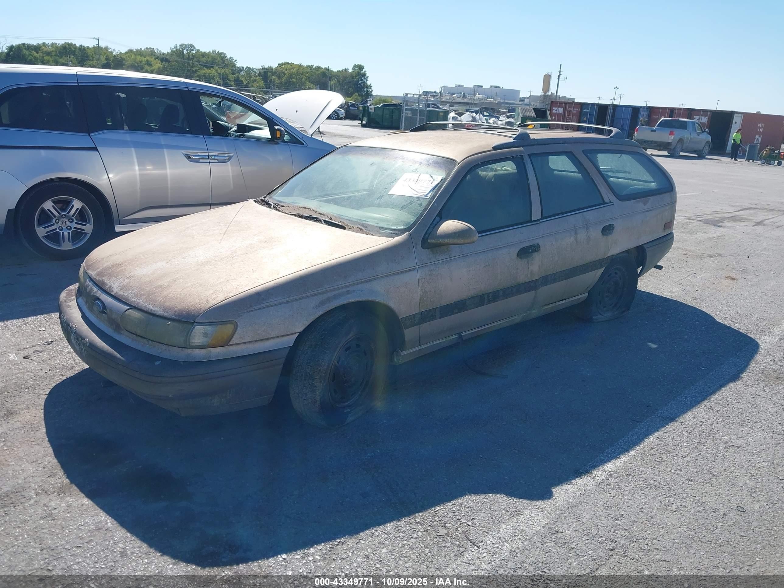 1992 Ford Taurus Gl Beige vin: 1FACP57U5NG180336
