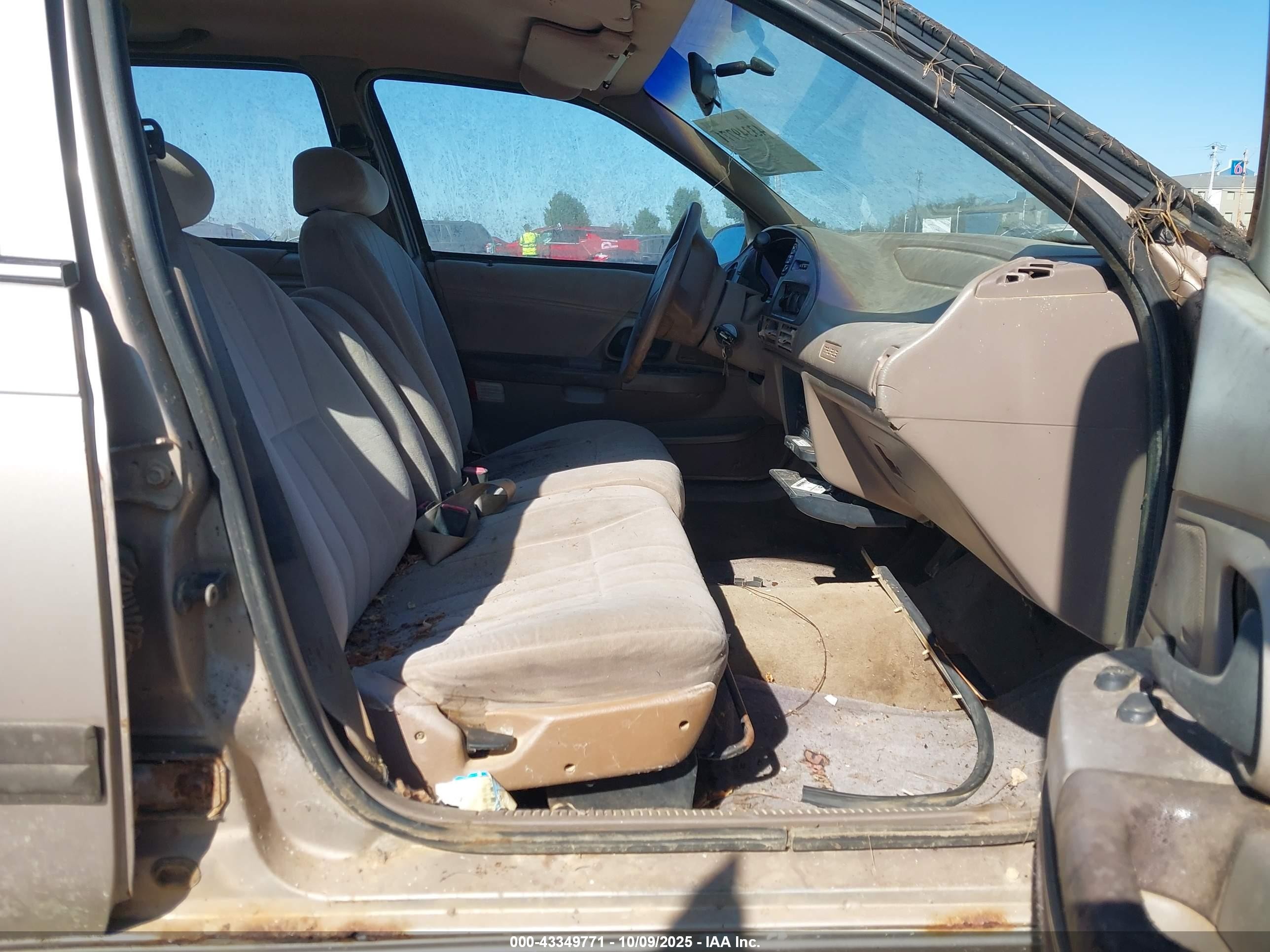 1992 Ford Taurus Gl Beige vin: 1FACP57U5NG180336
