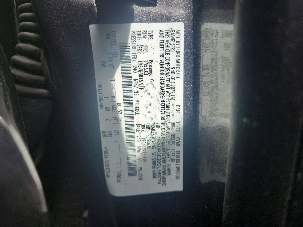 2013 Ford Focus S Gray vin: 1FADP3E20DL169776