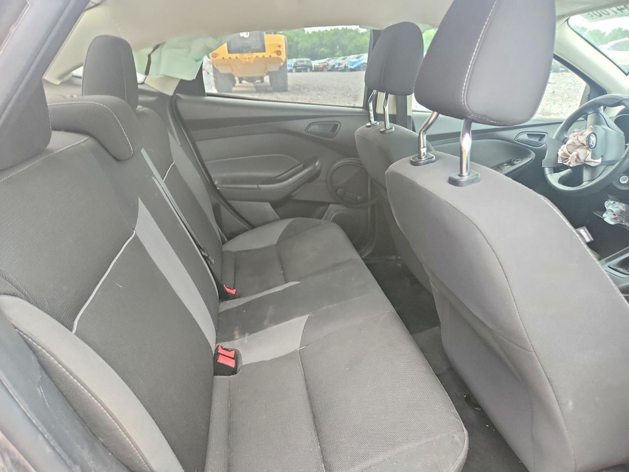 2013 Ford Focus S Gray vin: 1FADP3E20DL169776