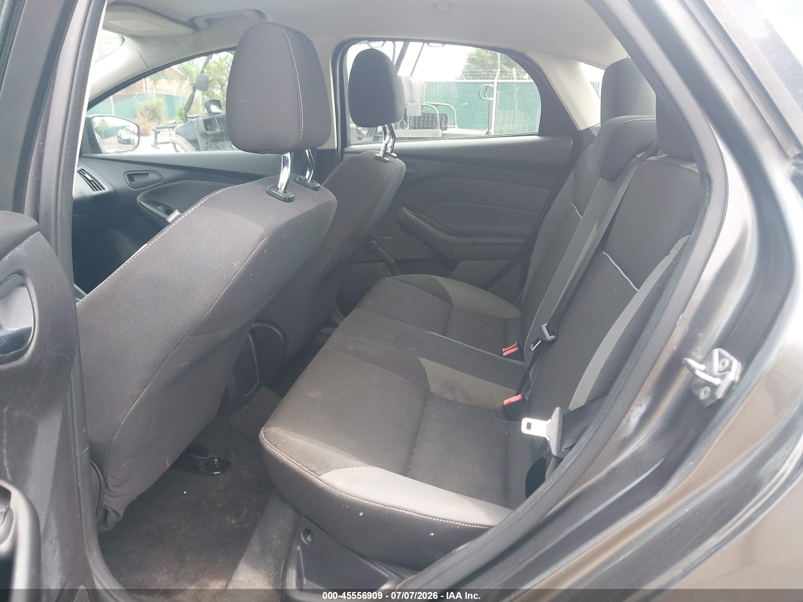 2013 Ford Focus S Gray vin: 1FADP3E20DL217972