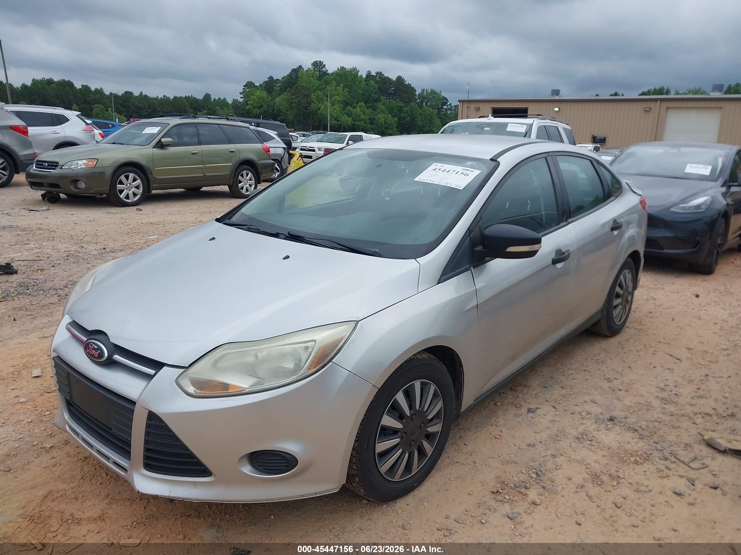 2014 Ford Focus S Silver vin: 1FADP3E20EL152834