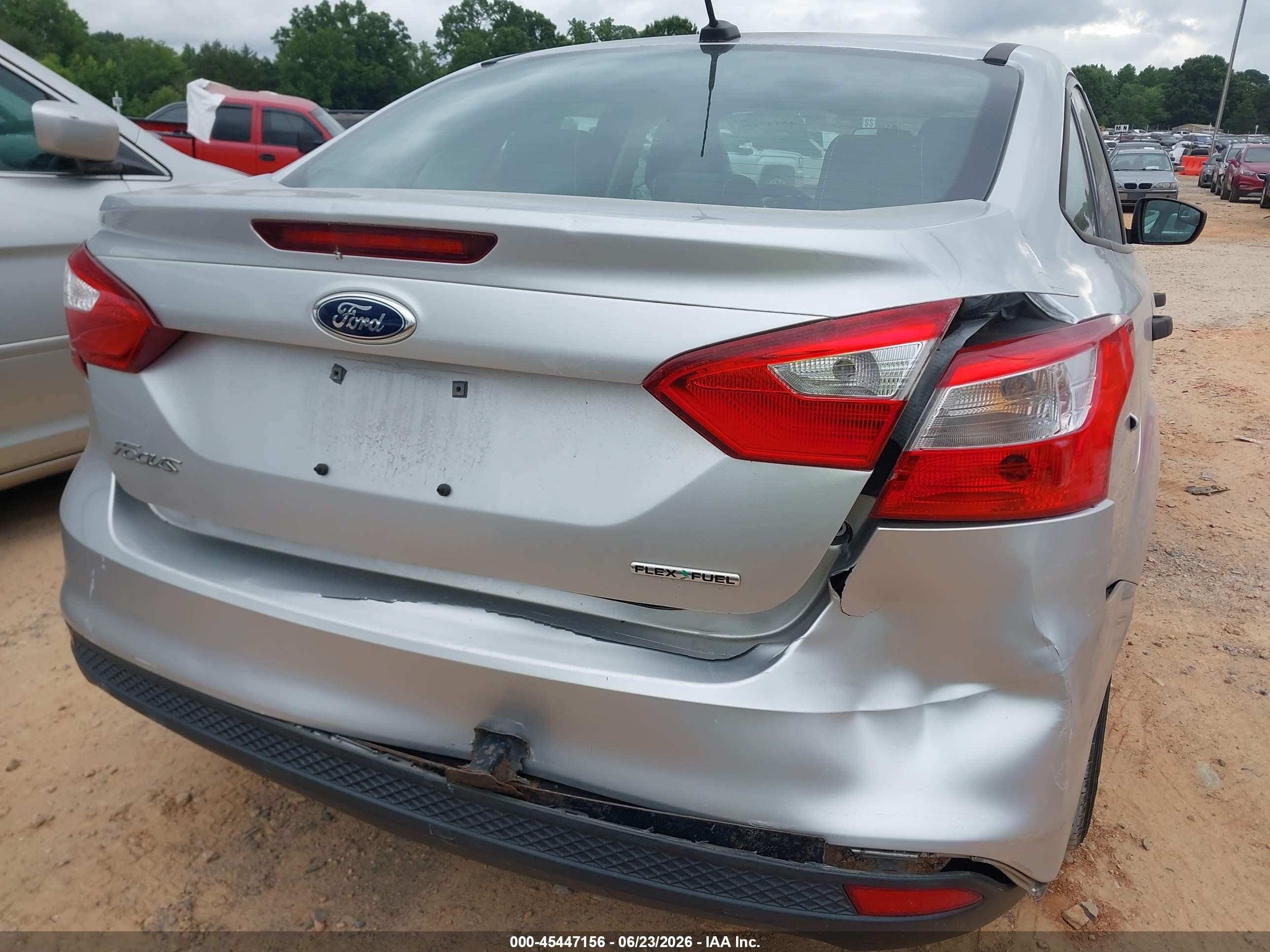 2014 Ford Focus S Silver vin: 1FADP3E20EL152834