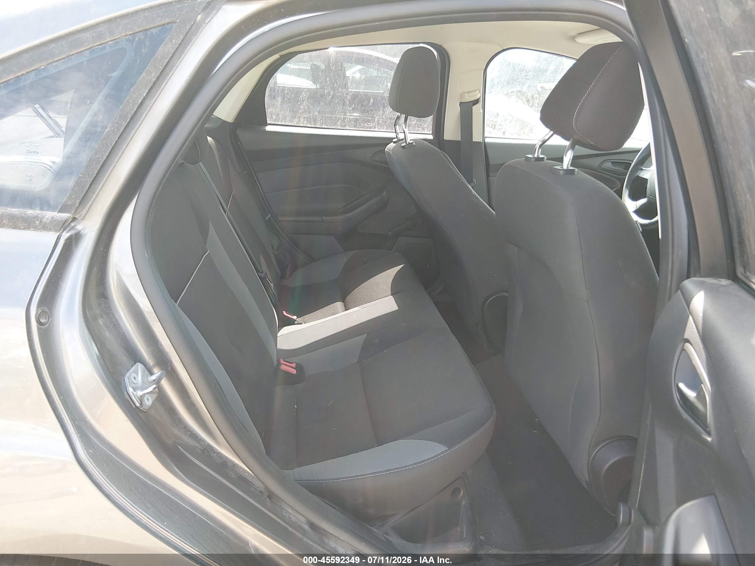 2014 Ford Focus S Серый vin: 1FADP3E20EL373446