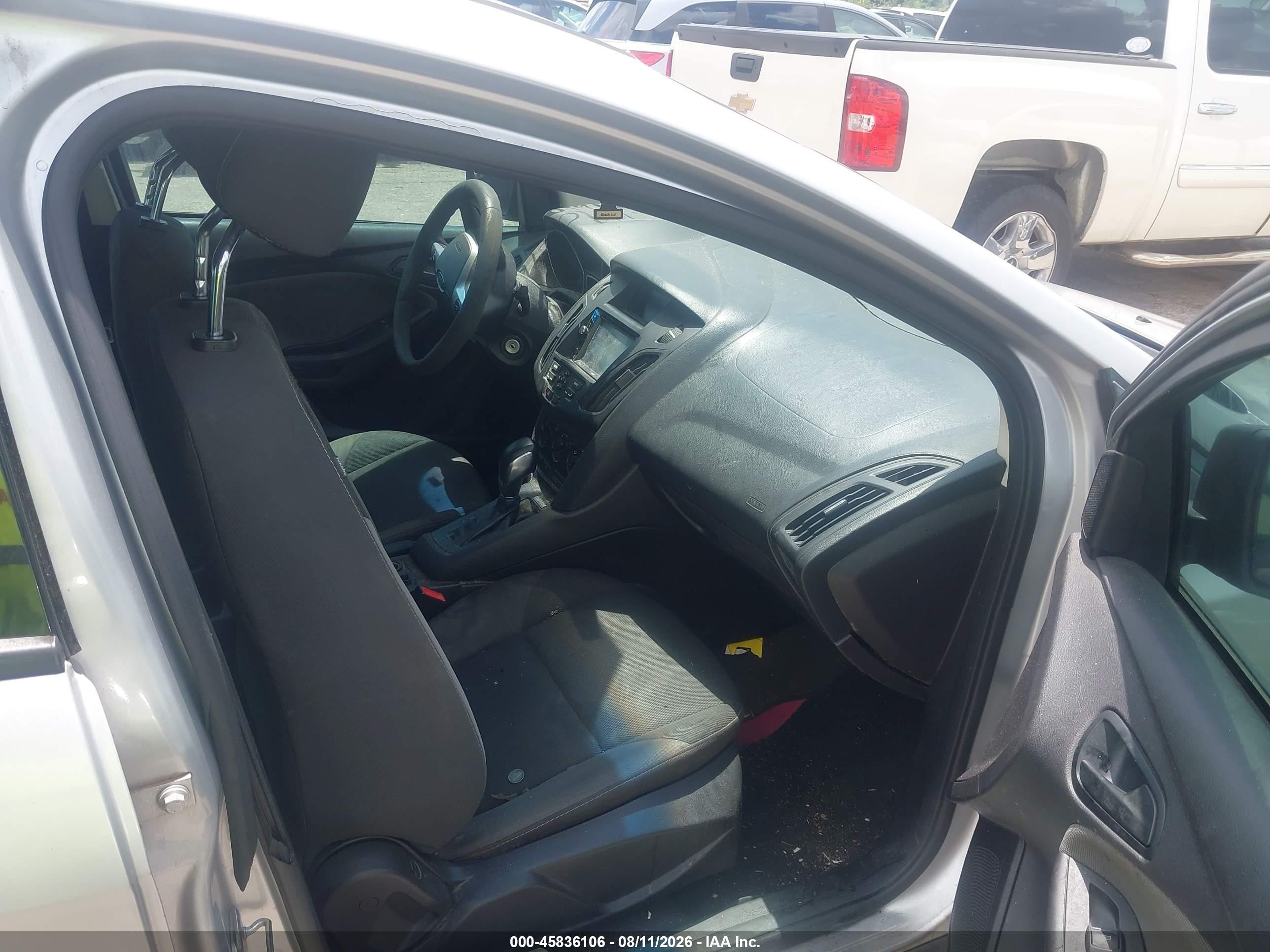 2014 Ford Focus S Silver vin: 1FADP3E20EL389954