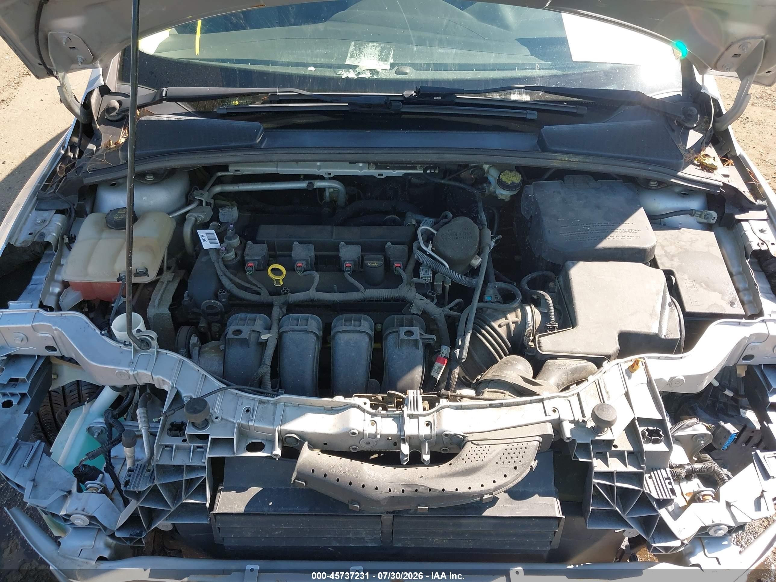 2014 Ford Focus S Серебряный vin: 1FADP3E20EL458335
