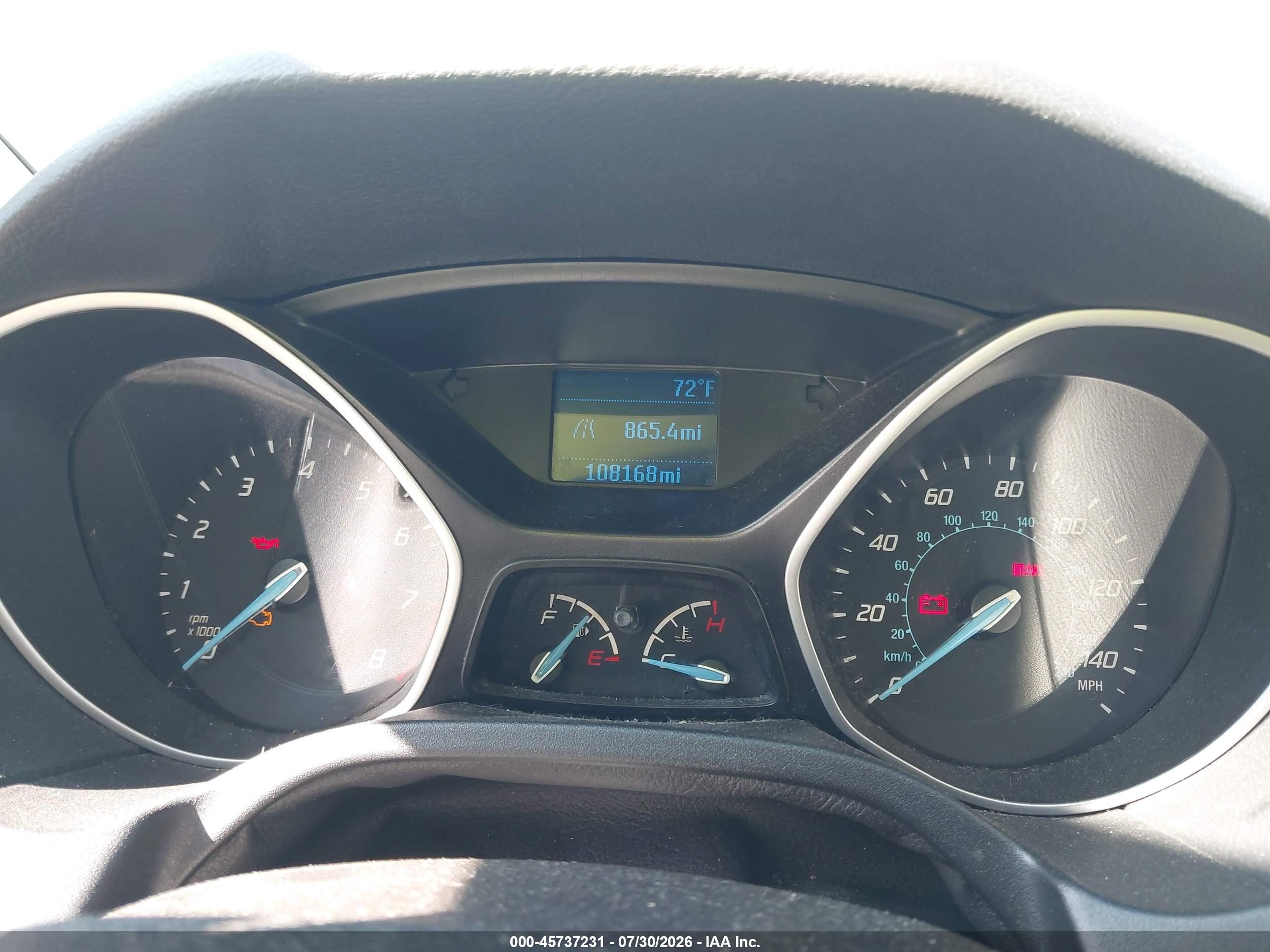 2014 Ford Focus S Серебряный vin: 1FADP3E20EL458335