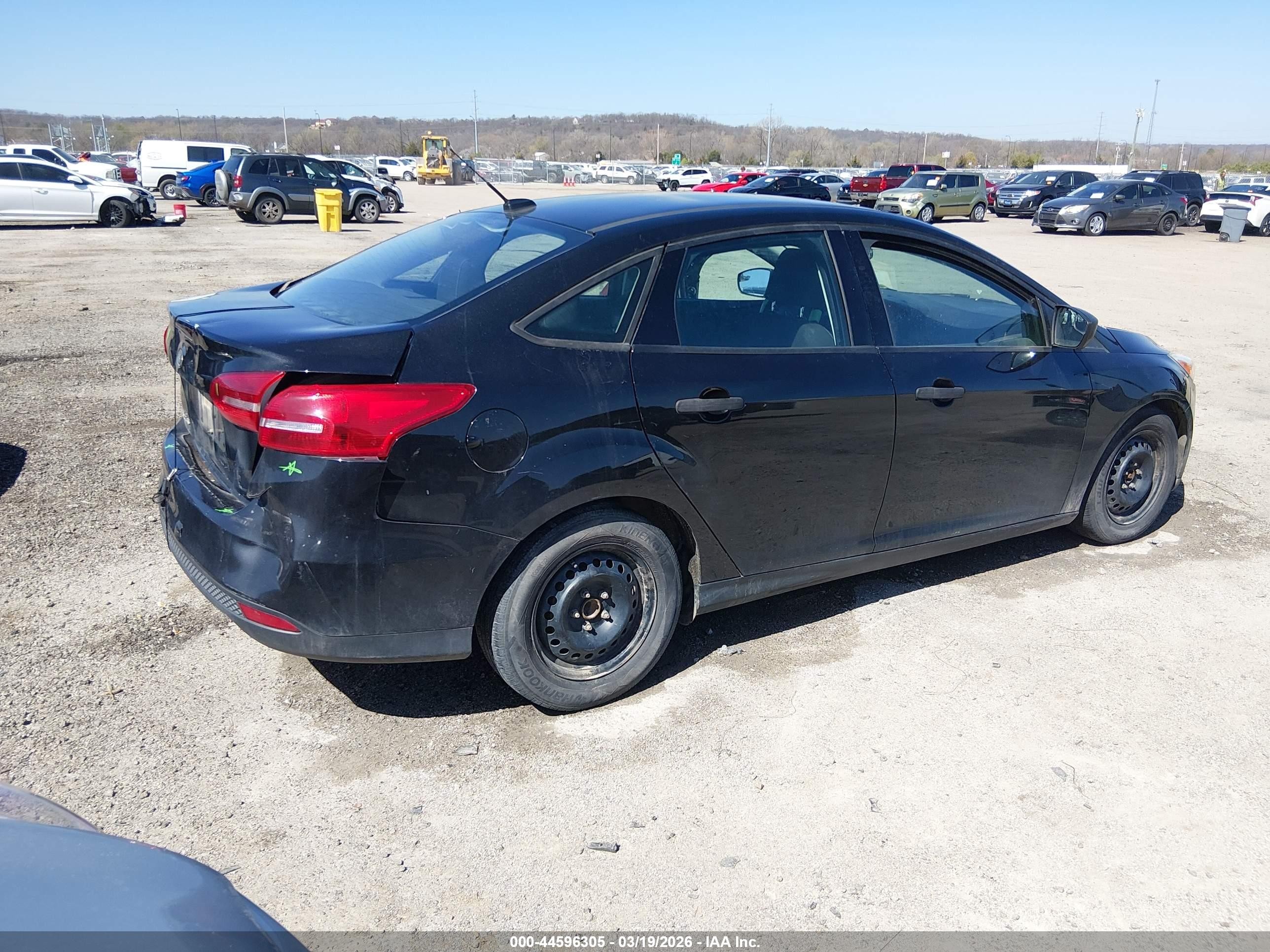 2015 Ford Focus S Black vin: 1FADP3E20FL376252