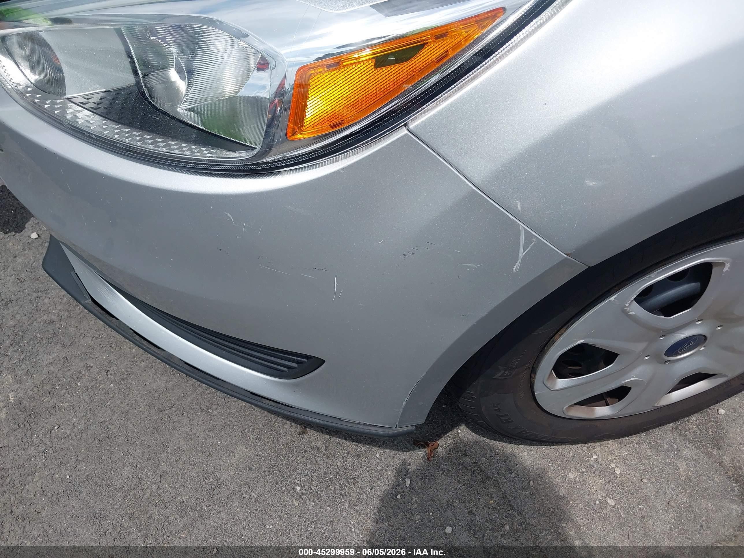2015 Ford Focus S Silver vin: 1FADP3E20FL381600