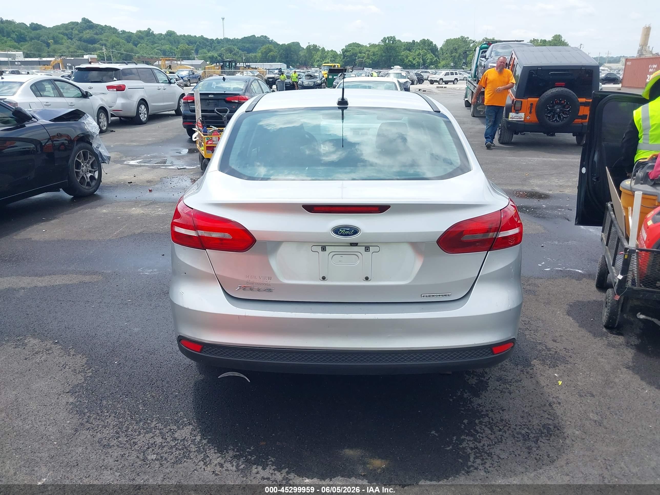 2015 Ford Focus S Silver vin: 1FADP3E20FL381600