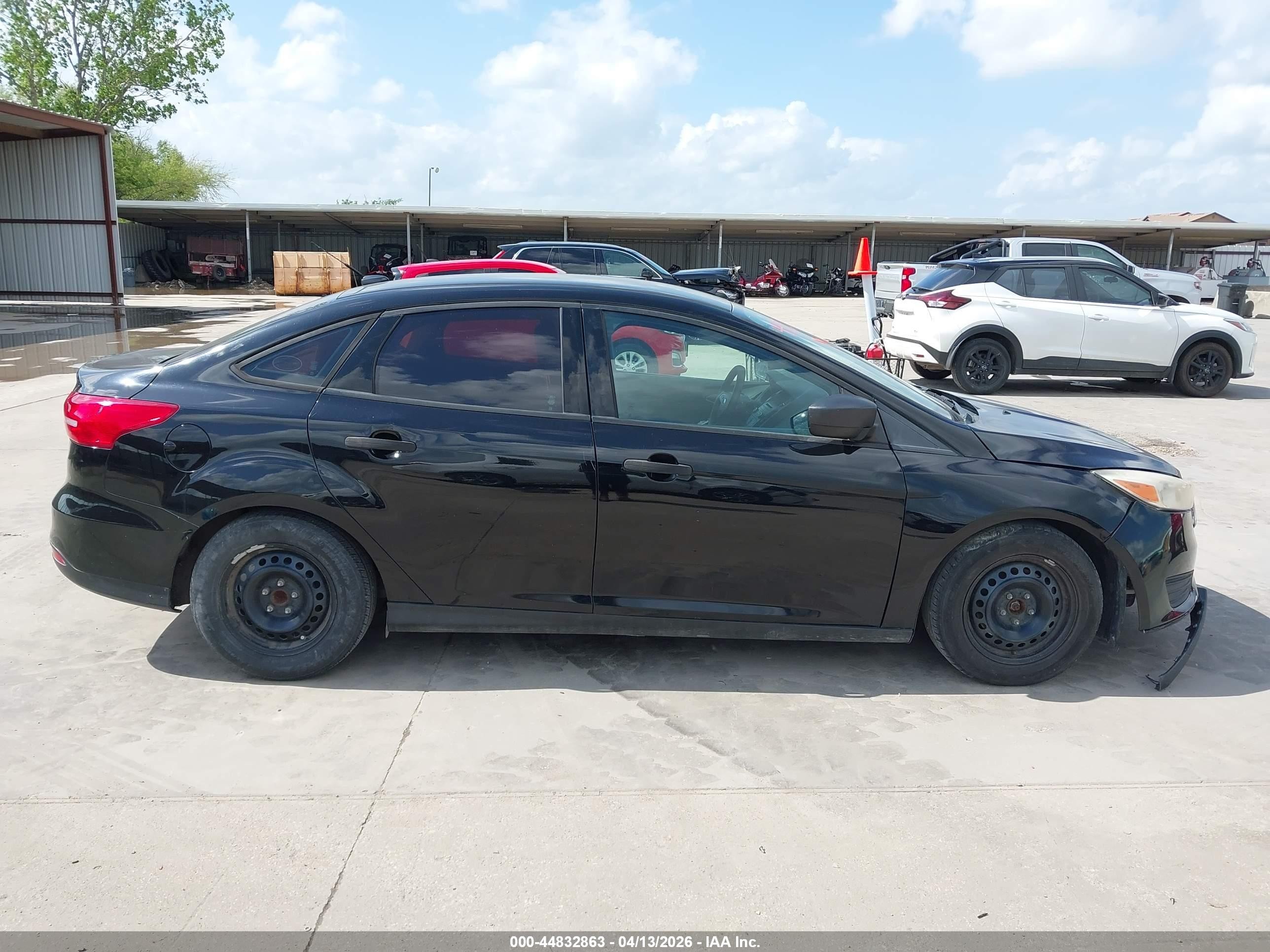 2016 Ford Focus S Black vin: 1FADP3E20GL387186