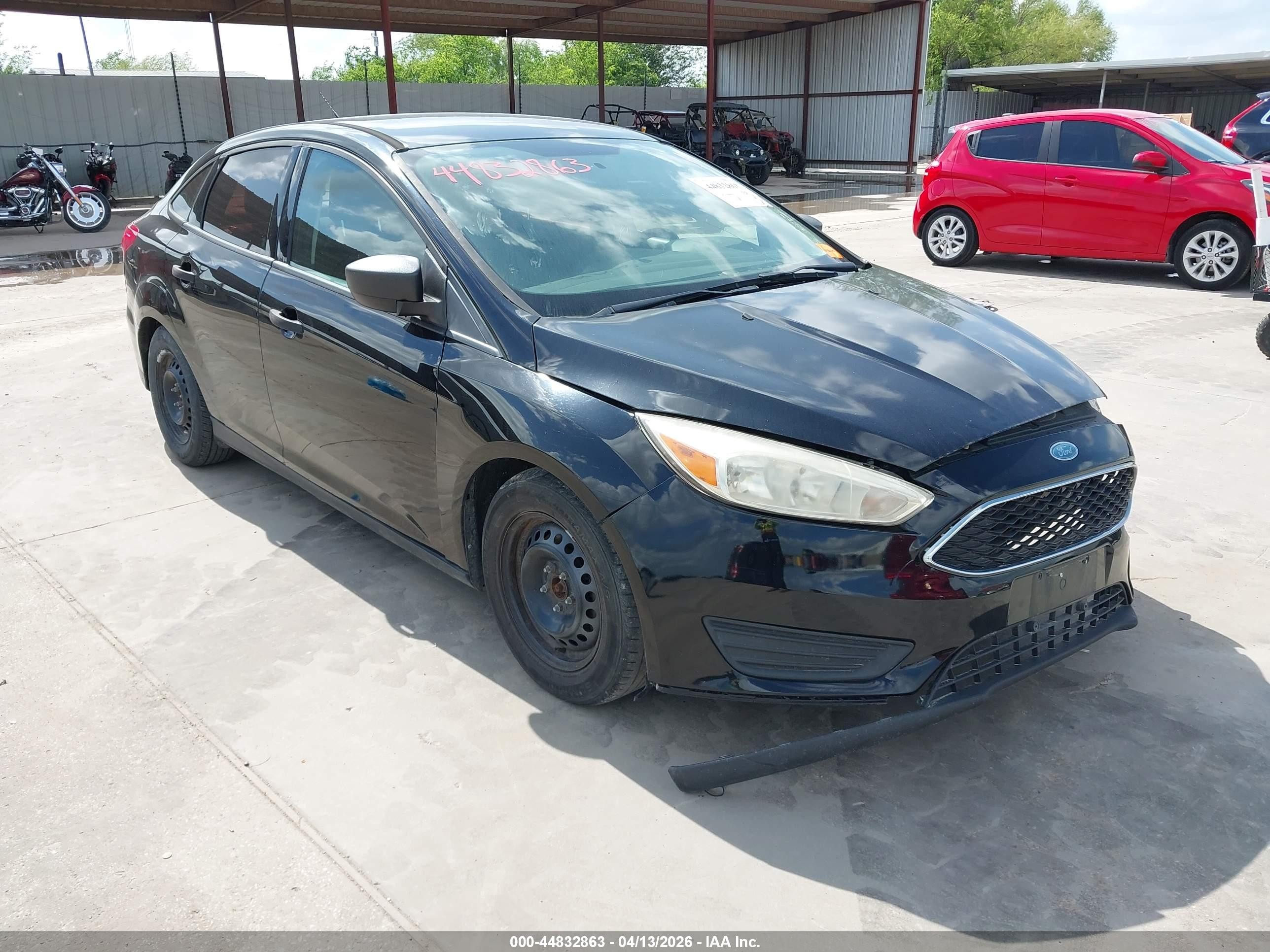 2016 Ford Focus S Black vin: 1FADP3E20GL387186