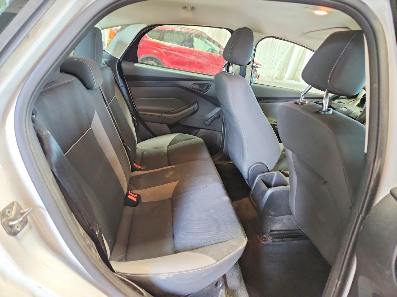 2014 Ford Focus S White vin: 1FADP3E21EL238816