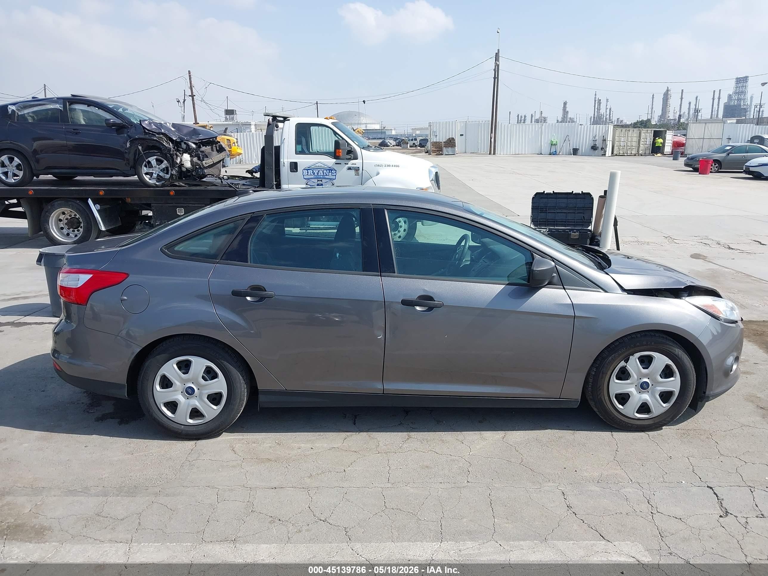 2014 Ford Focus S Серый vin: 1FADP3E21EL341489