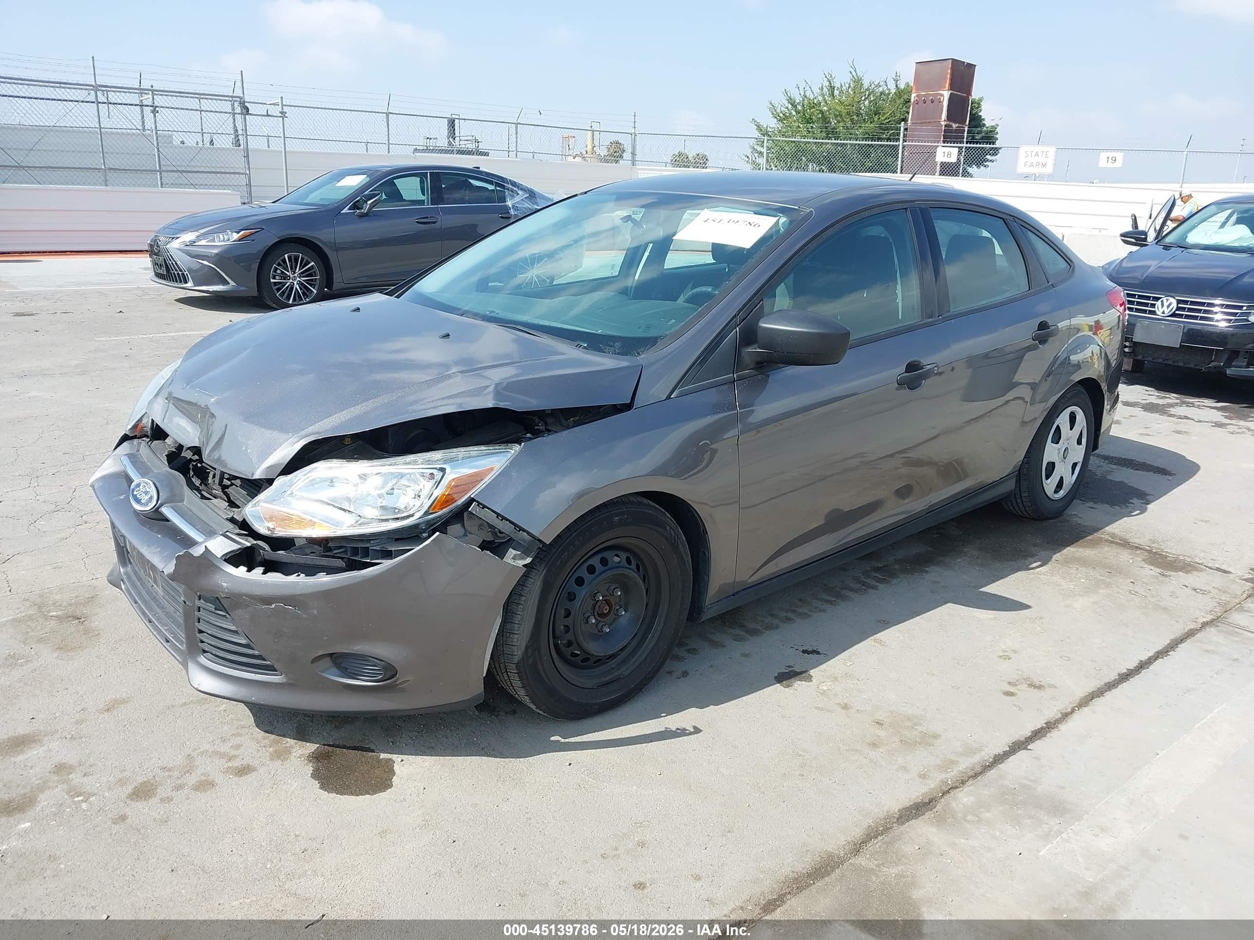 2014 Ford Focus S Серый vin: 1FADP3E21EL341489