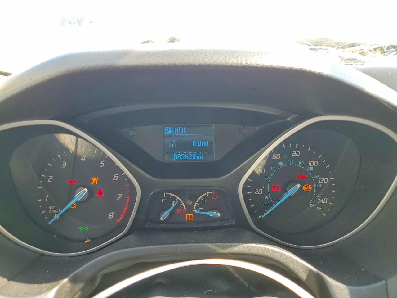 2014 Ford Focus S White vin: 1FADP3E21EL440846