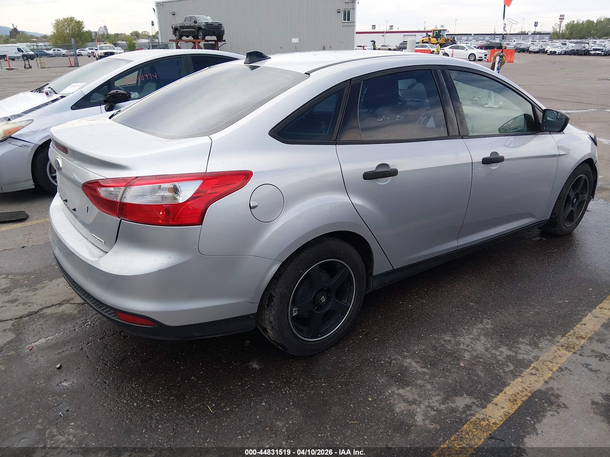 2014 Ford Focus S Silver vin: 1FADP3E21EL452592