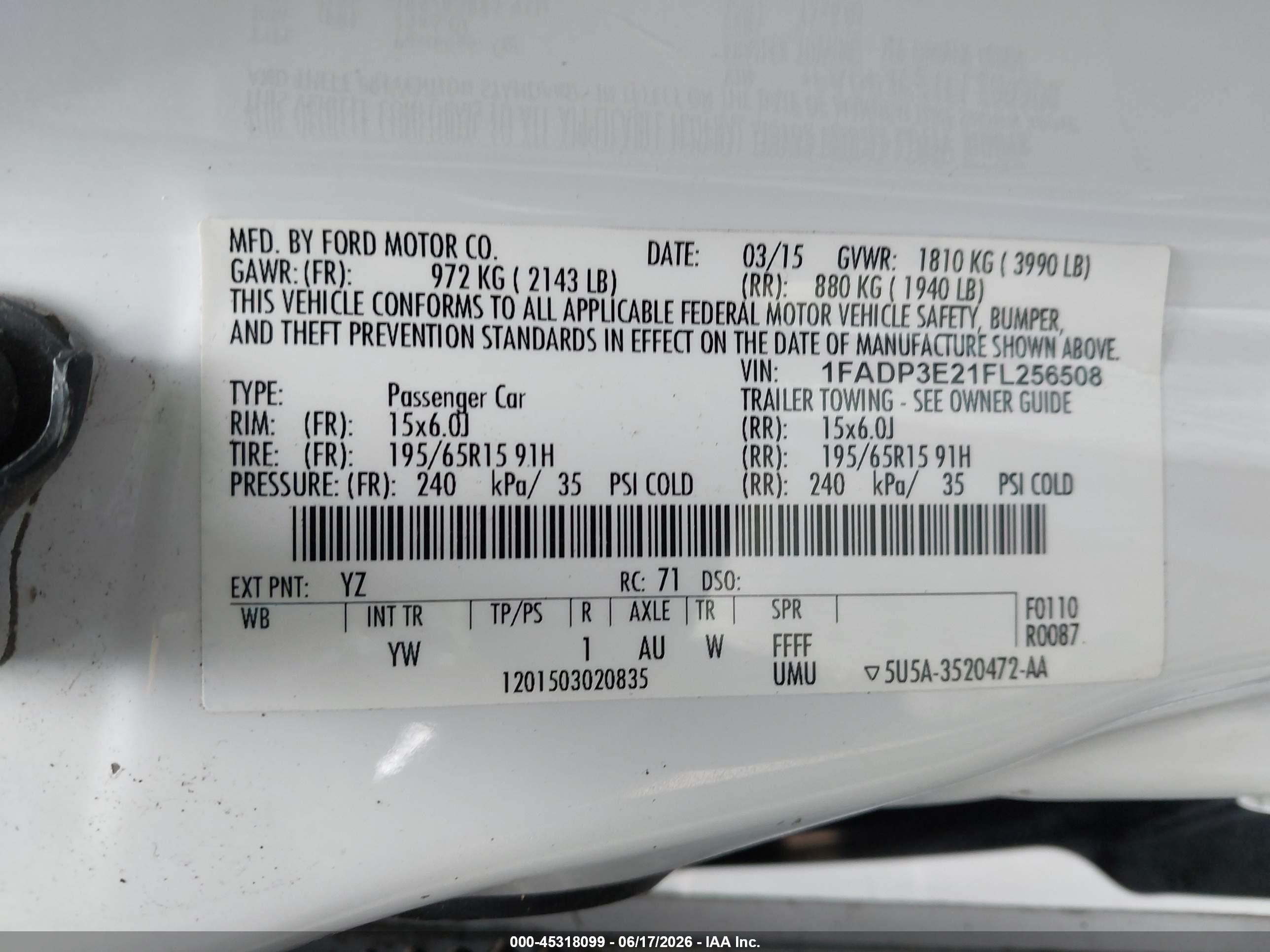 2015 Ford Focus S White vin: 1FADP3E21FL256508