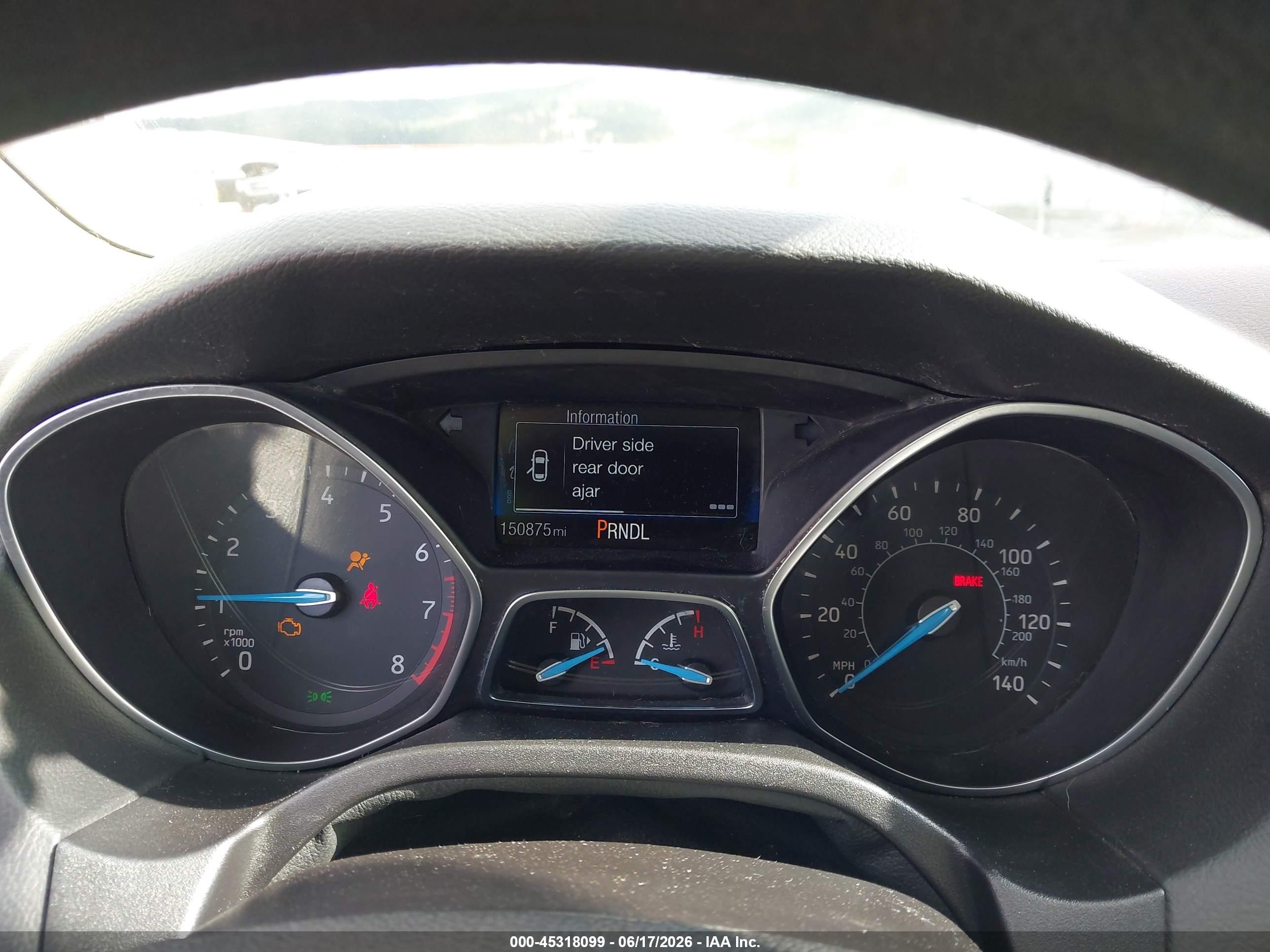 2015 Ford Focus S White vin: 1FADP3E21FL256508