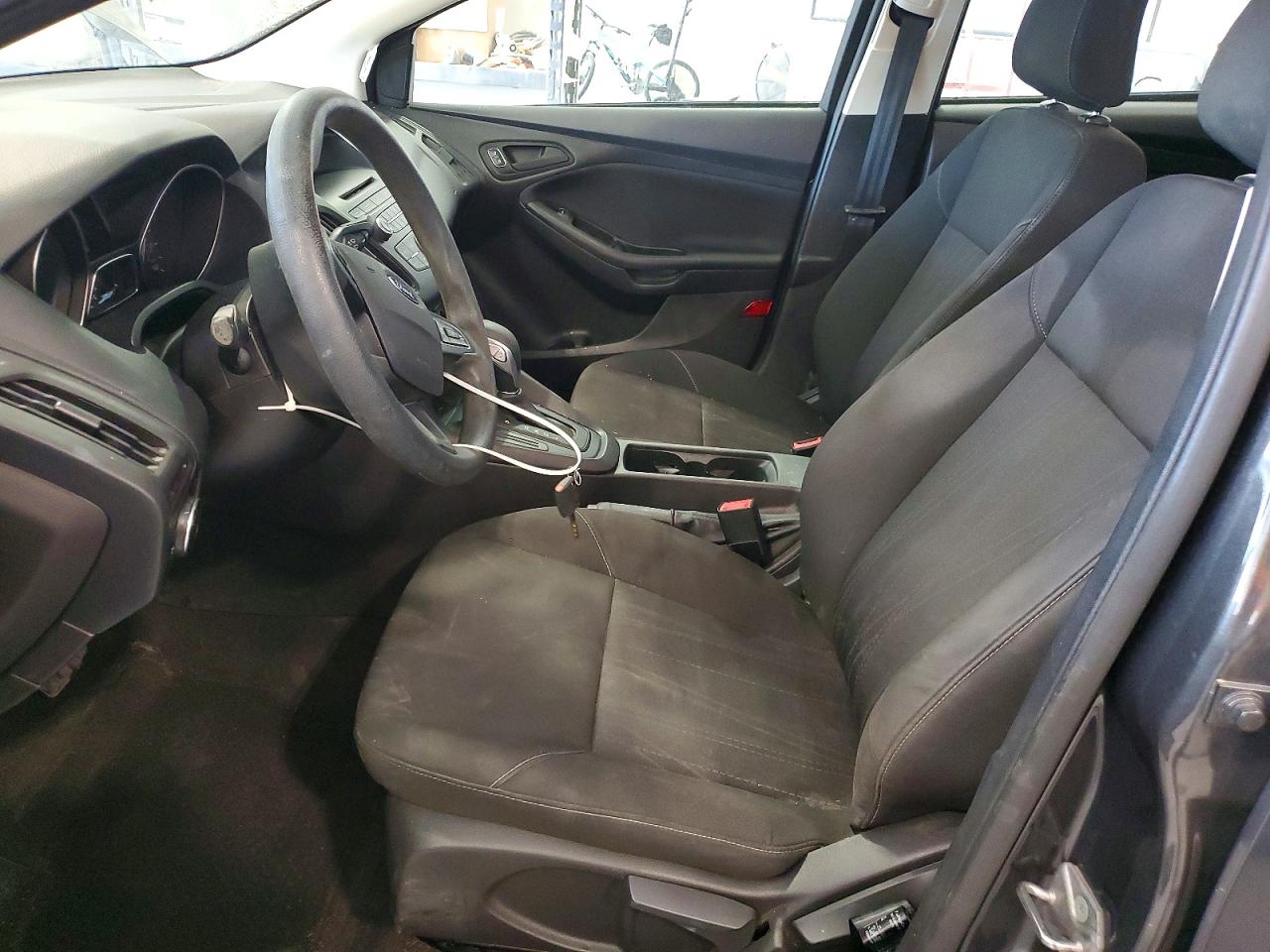2015 Ford Focus S Gray vin: 1FADP3E21FL261322